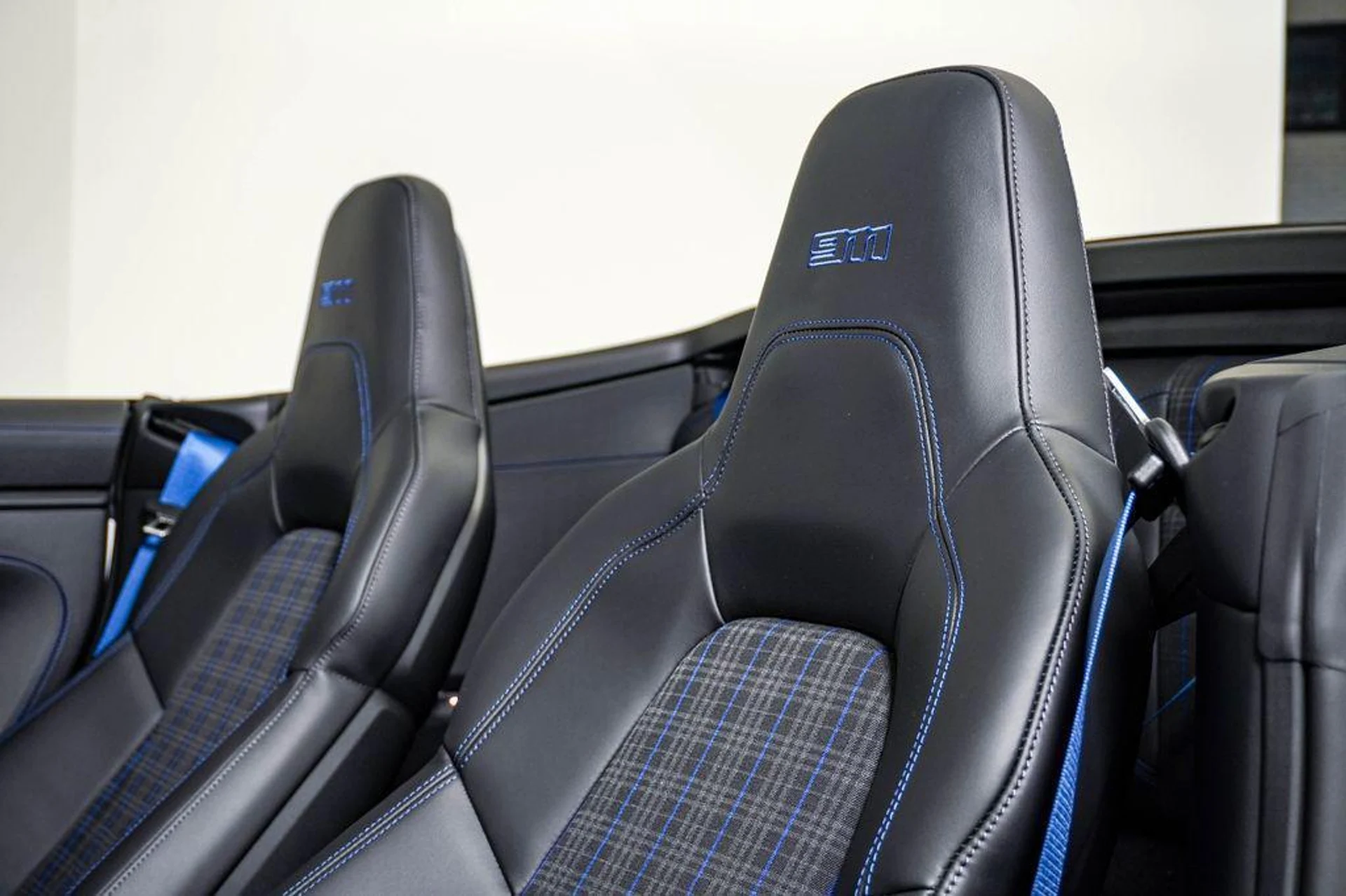 mph019_3114482806_fvze4_P_Bb_N_Lx_Qew9s_LK_4h_Qk_Mwds_693c340263