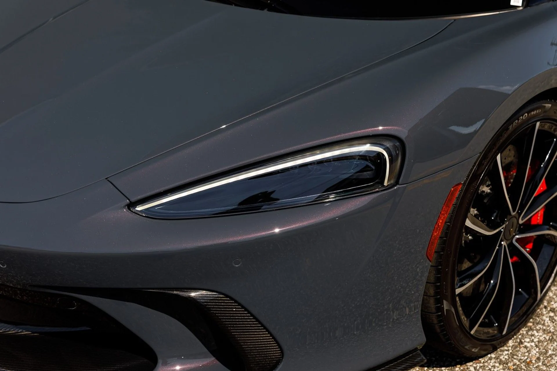 mph019_3115952447_467_p20_l_3563dad355