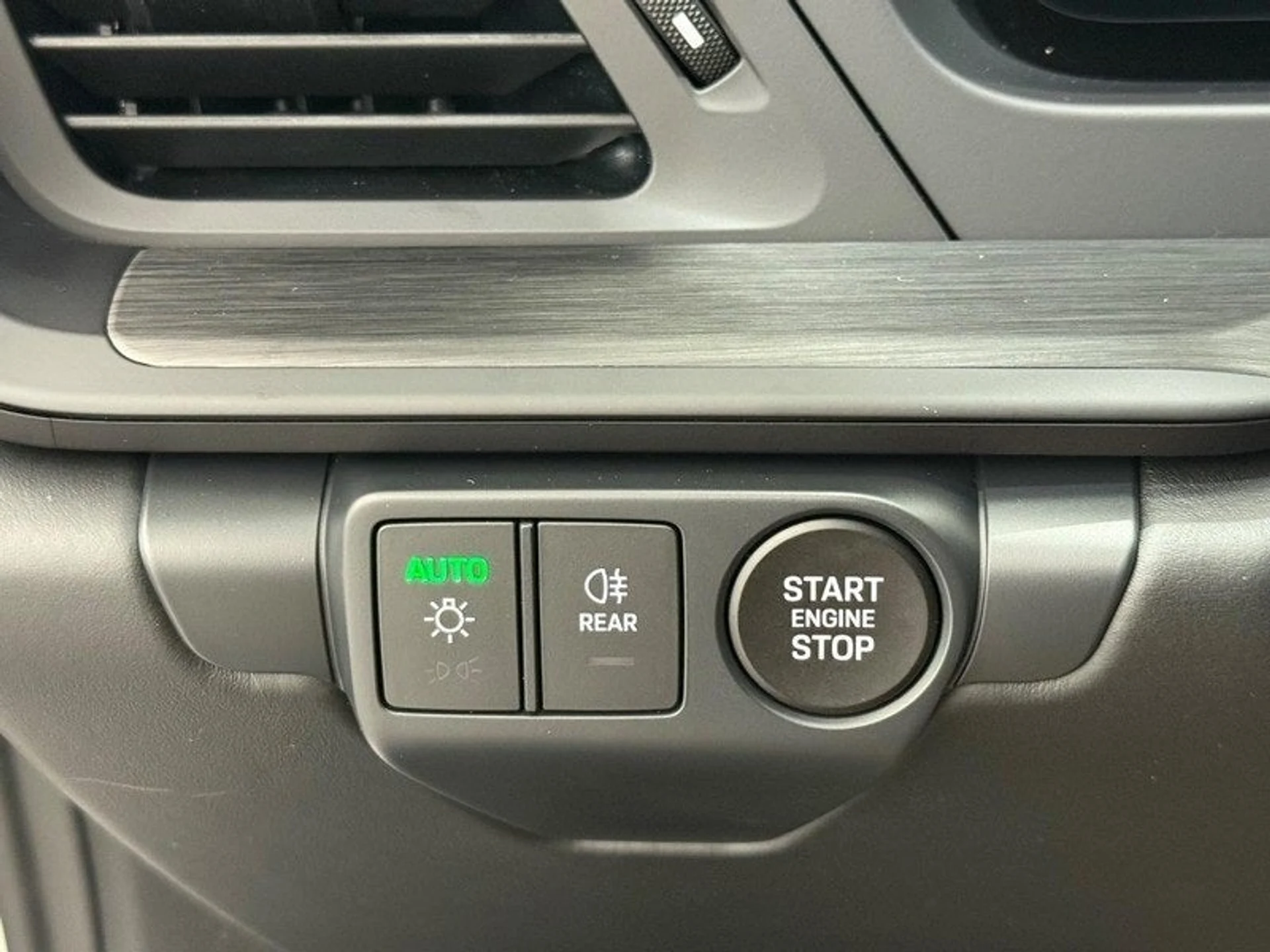 mph019_3119188937_20_0404063370