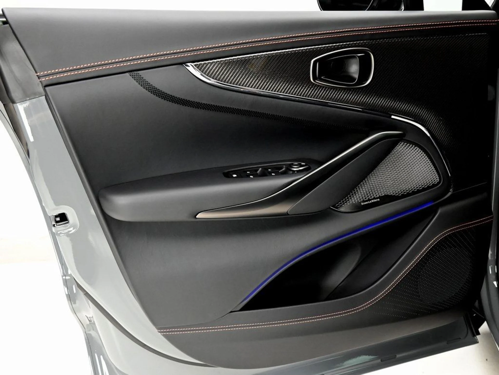 mph019_3121919957_eaf0005ab67a52e73ee750b156a78f2e_d79126631a