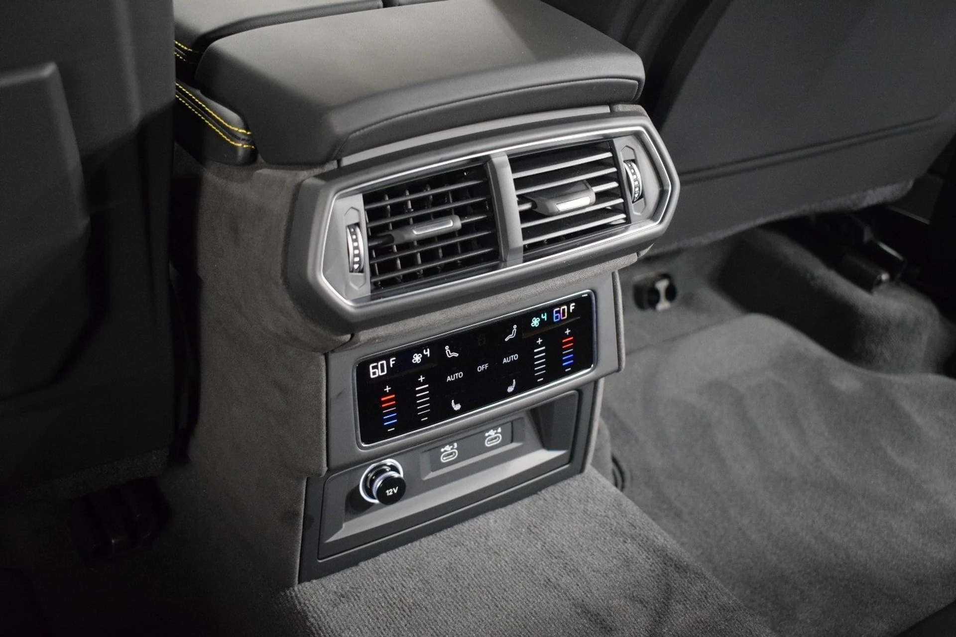 mph019_3124296612_a60a99188f642a7b1433303890f8b550x_832d4c0d35