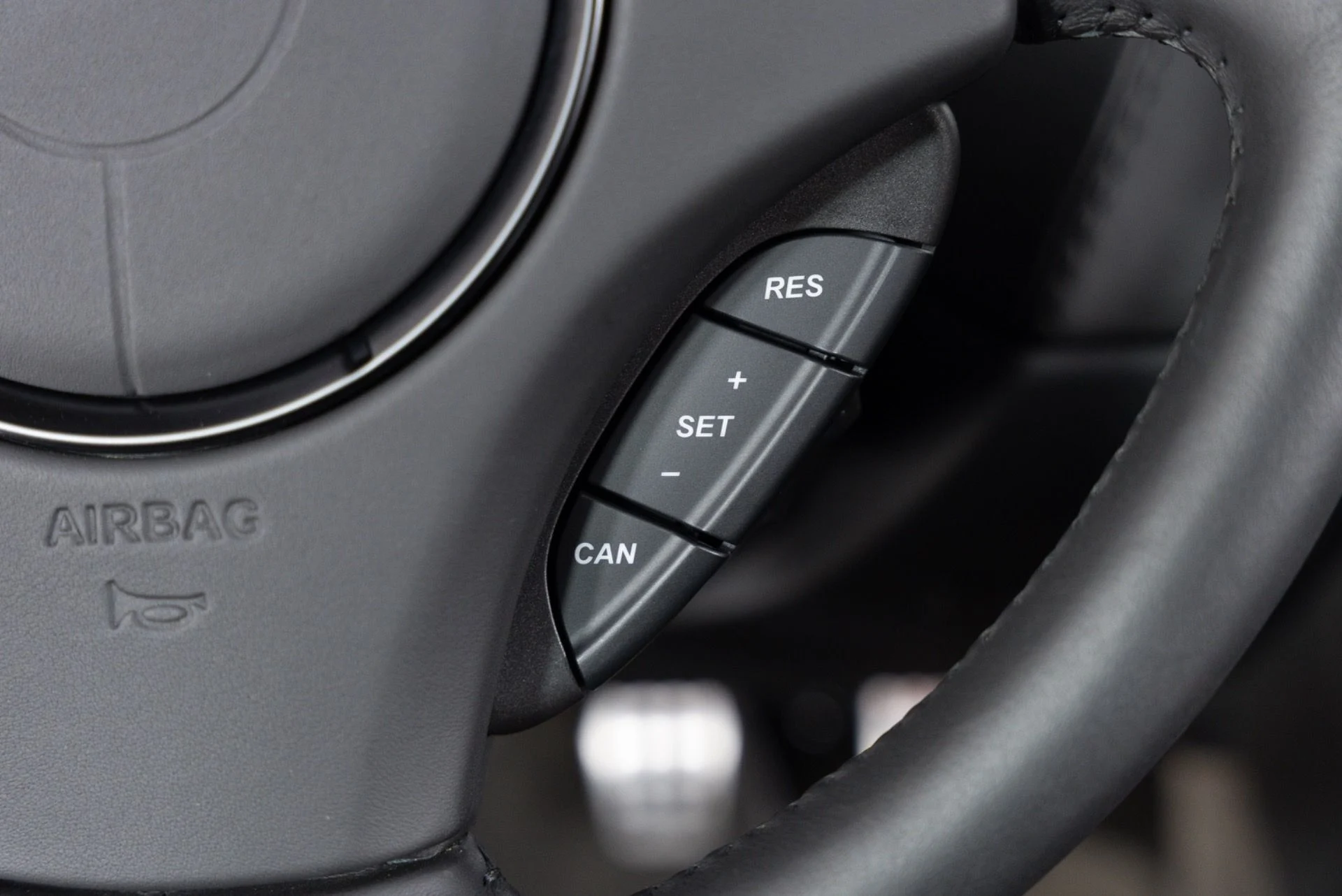 mph019_3128103110_Used_2009_Aston_Martin_DBS_V12_Manual_1782515507_b42394e8bc