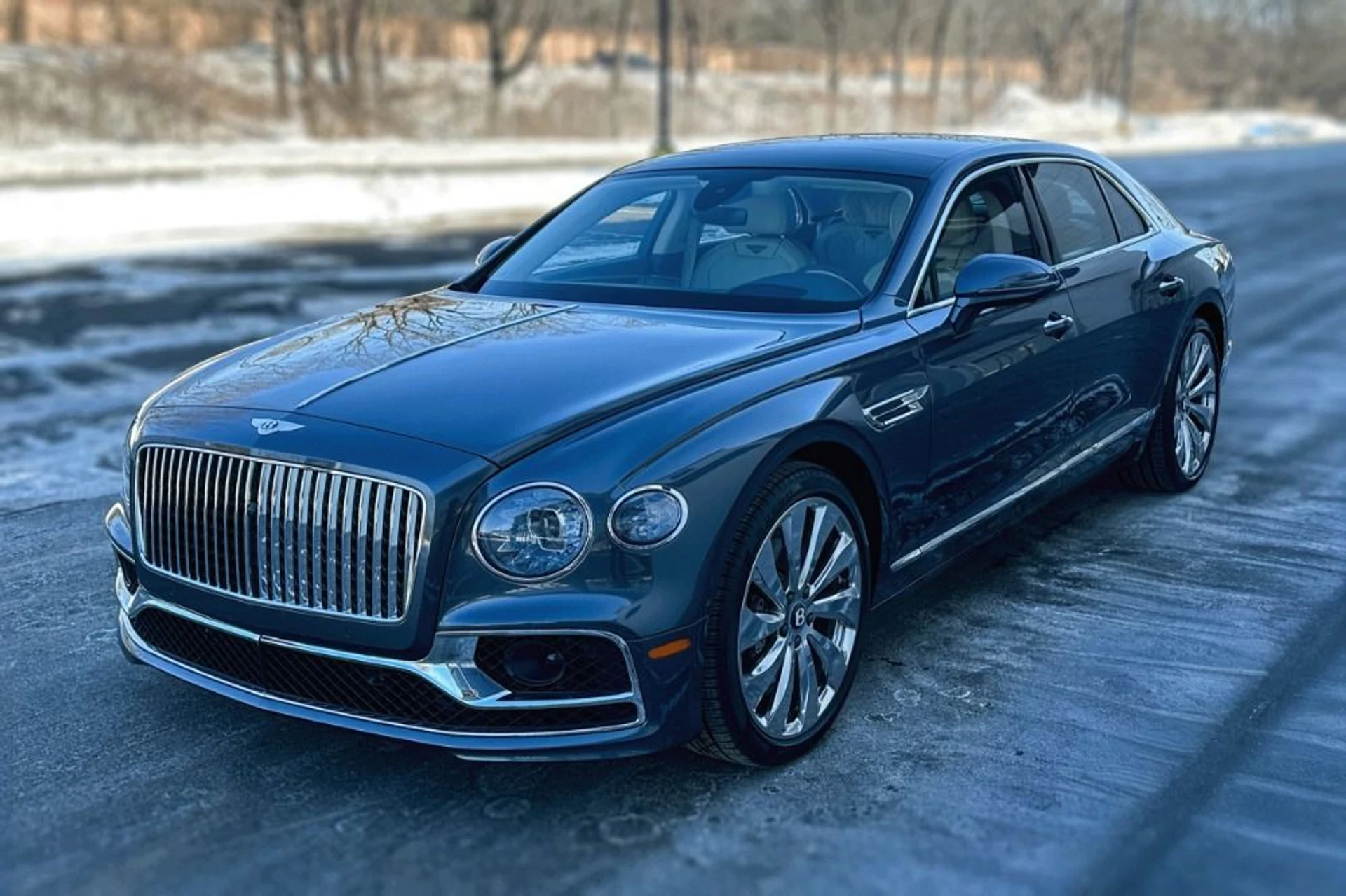 mph019_3133411309_Used_2024_Bentley_Flying_Spur_Edition_8_1769780862_11eb796b56