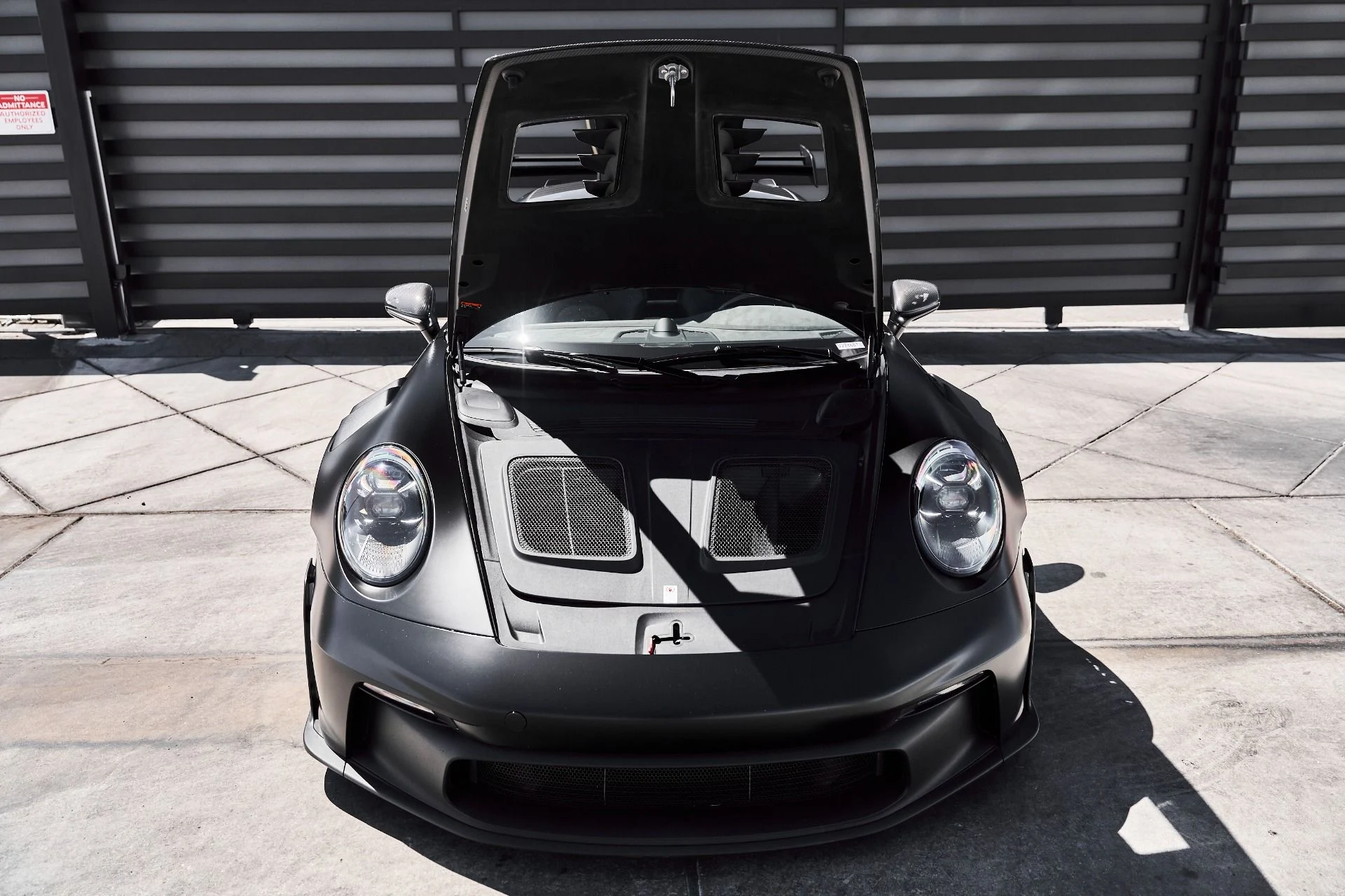 mph019_3134572134_Used_2025_Porsche_911_GT_3_RS_1776295523_e1e4eabb09