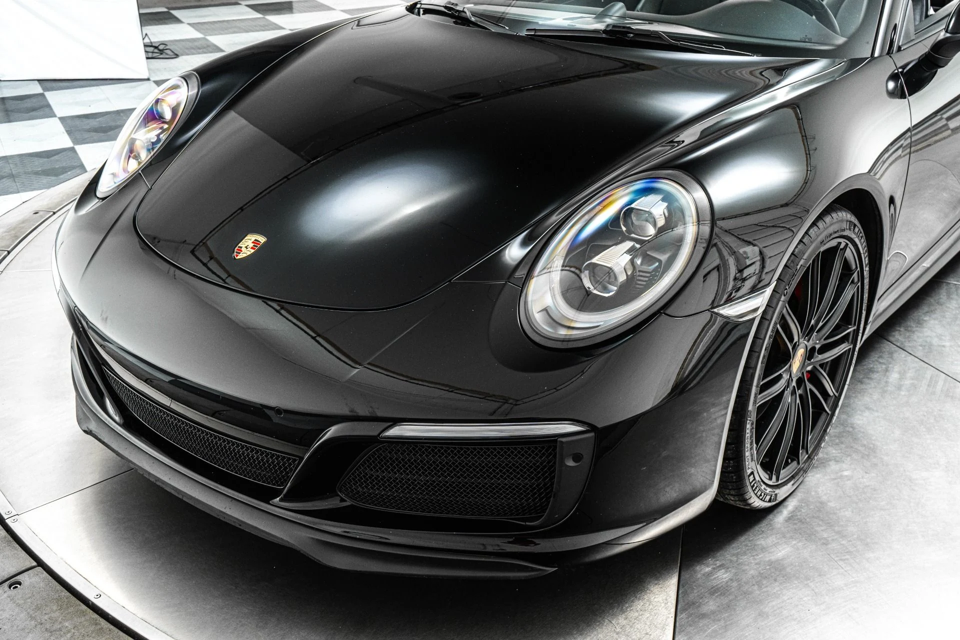 mph019_3137108488_Used_2018_Porsche_911_Carrera_4_S_Cabriolet_1791915903_fc085e1270