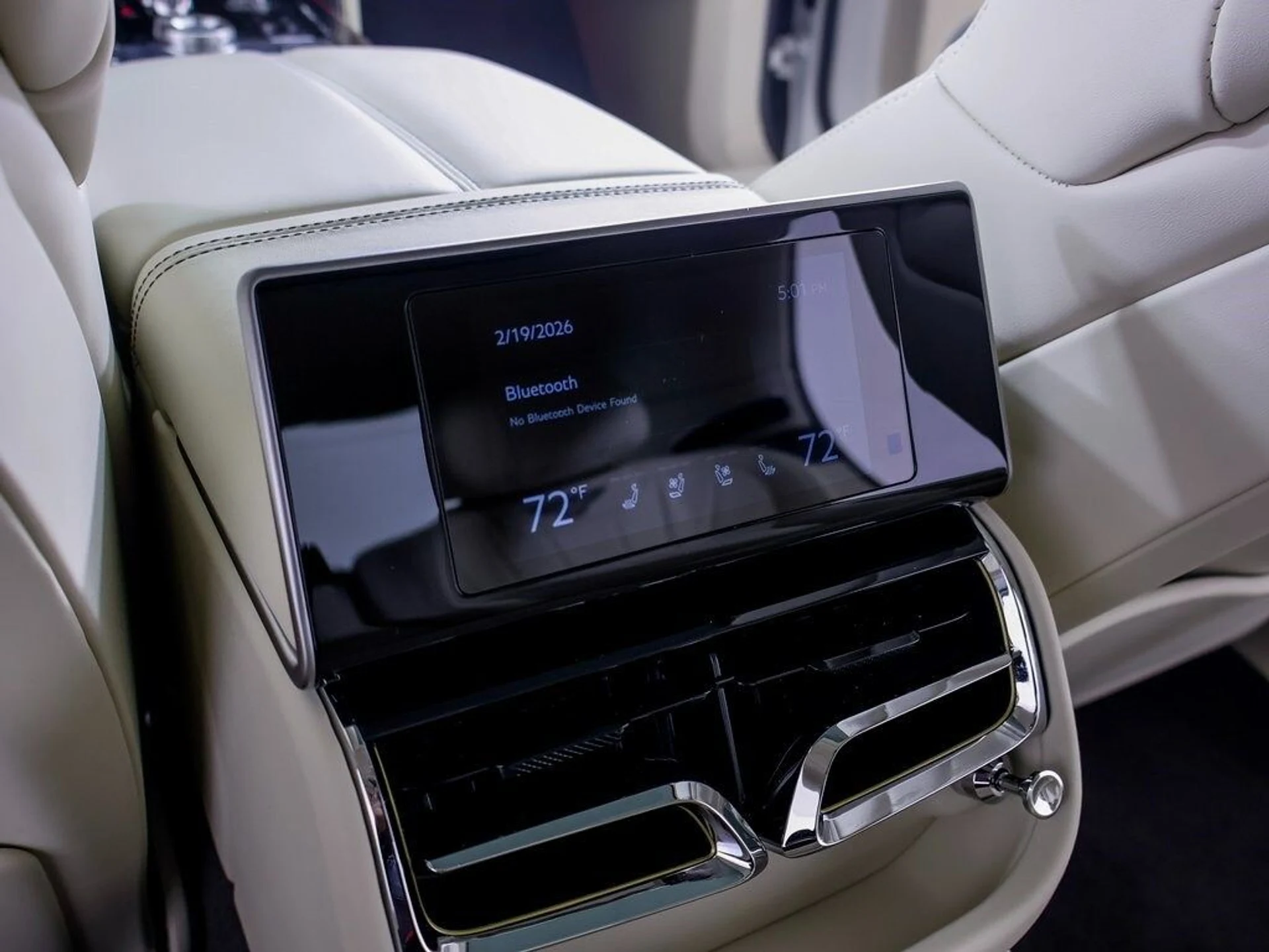 mph019_3142449465_21dd84dffedba1795aa4e134e075a12cx_1cd7b53a27