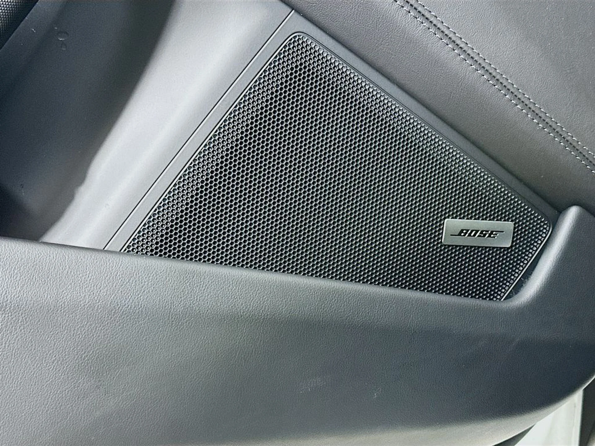 mph019_314557788_0c0eb04664ba05a2dc2c2cf68e91a294x_a2d27de32d