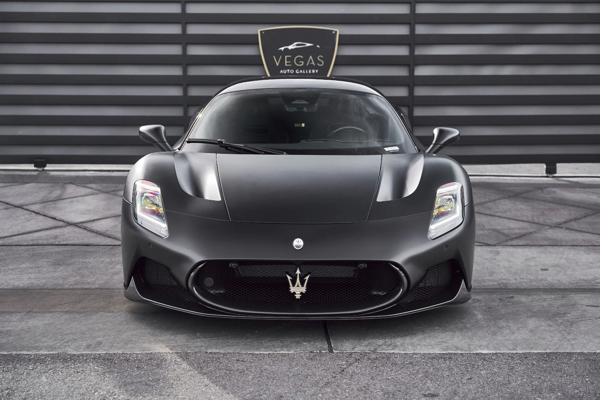 mph019_3146777884_Used_2024_Maserati_MC_20_Base_1772679301_da45e05d49