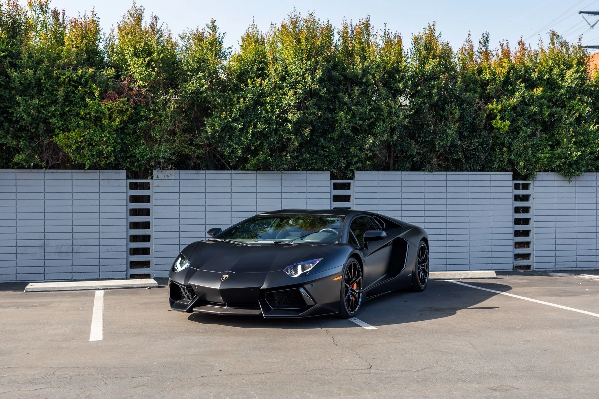 mph019_314980778_Used_2014_Lamborghini_Aventador_LP_700_4_1776699950_2a9c00f9fc