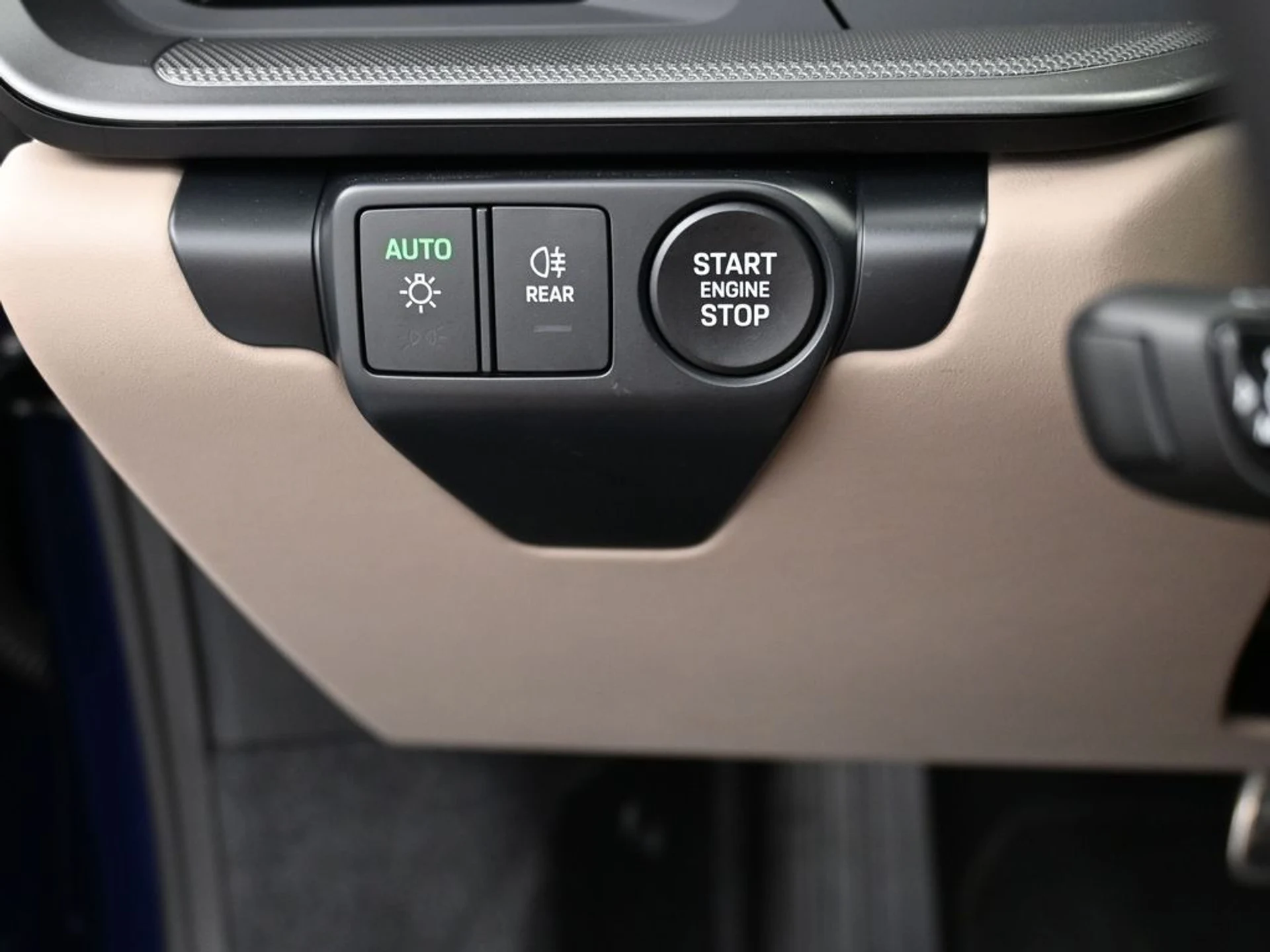 mph019_3151525385_bc4dc665d062ecc18d238b580ed10406_5bf2a20e32