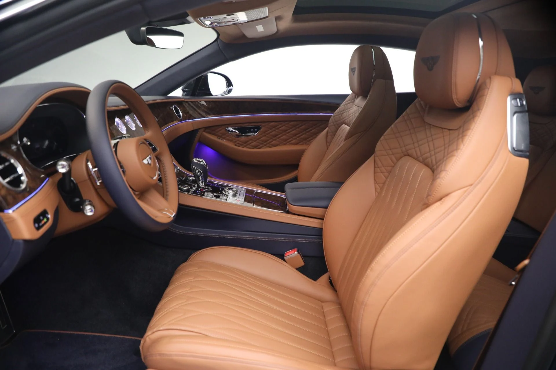 mph019_315661954_New_2026_Bentley_Continental_GT_Azure_1781553294_f9b33a20f7