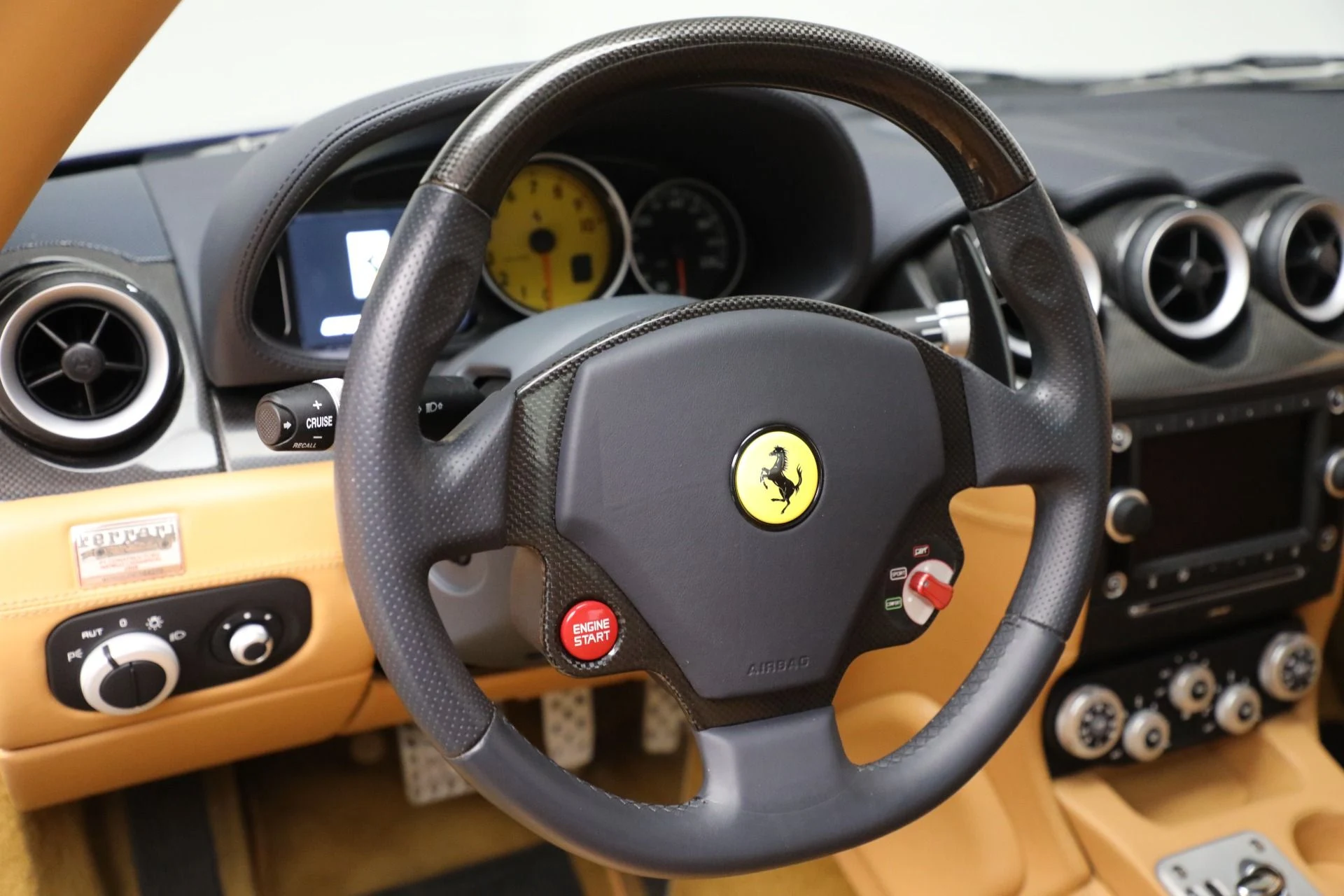 mph019_3157043181_Used_2009_Ferrari_612_Scaglietti_OTO_1763585775_a7680bd78b