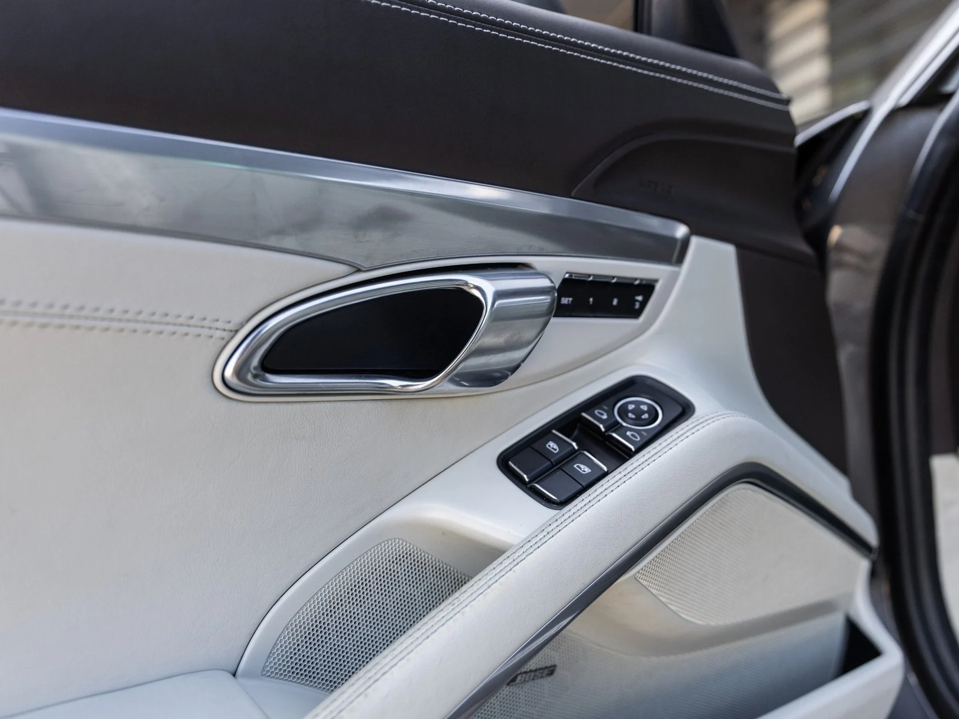 mph019_3157095546_20_c916331ff2