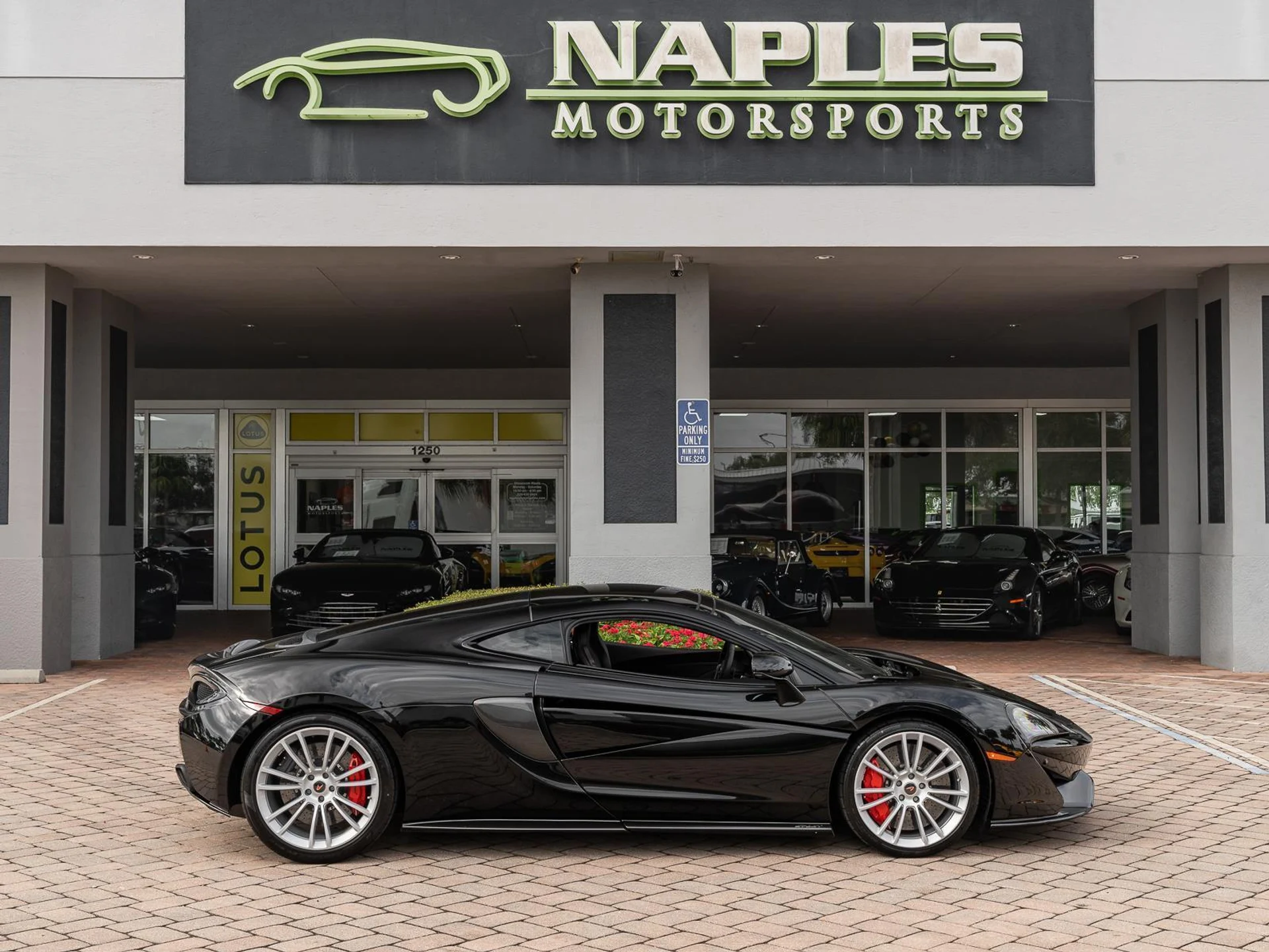 mph019_3166734818_Used_2018_Mc_Laren_570_GT_1768385501_301424f890