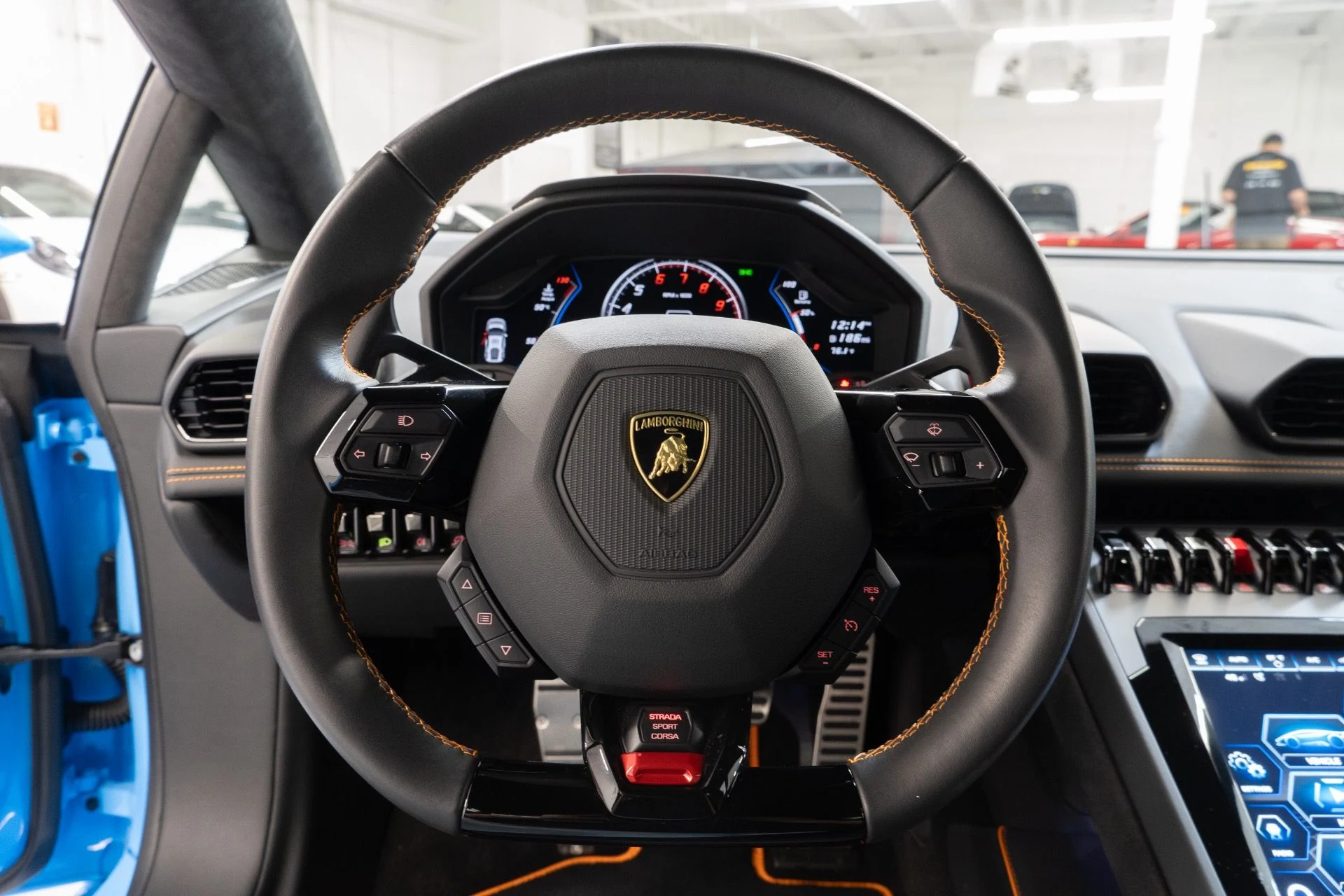 mph019_3169278355_Used_2020_Lamborghini_Huracan_EVO_1757706094_683849b95e