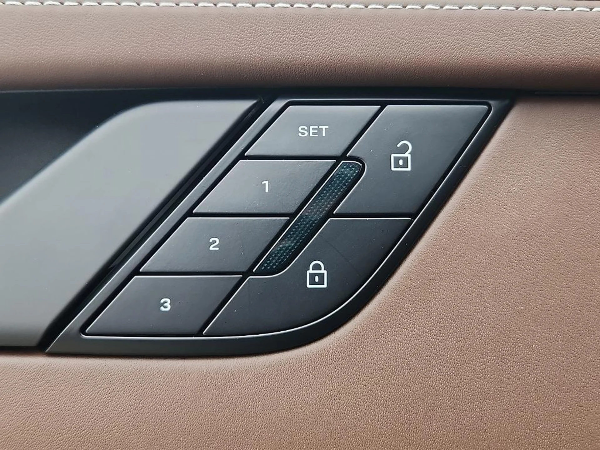 mph019_3176736795_4_VBXS_Isrlm_K_Yr_T_Nu_VIIR_1v_Kshwo_9bc215109b