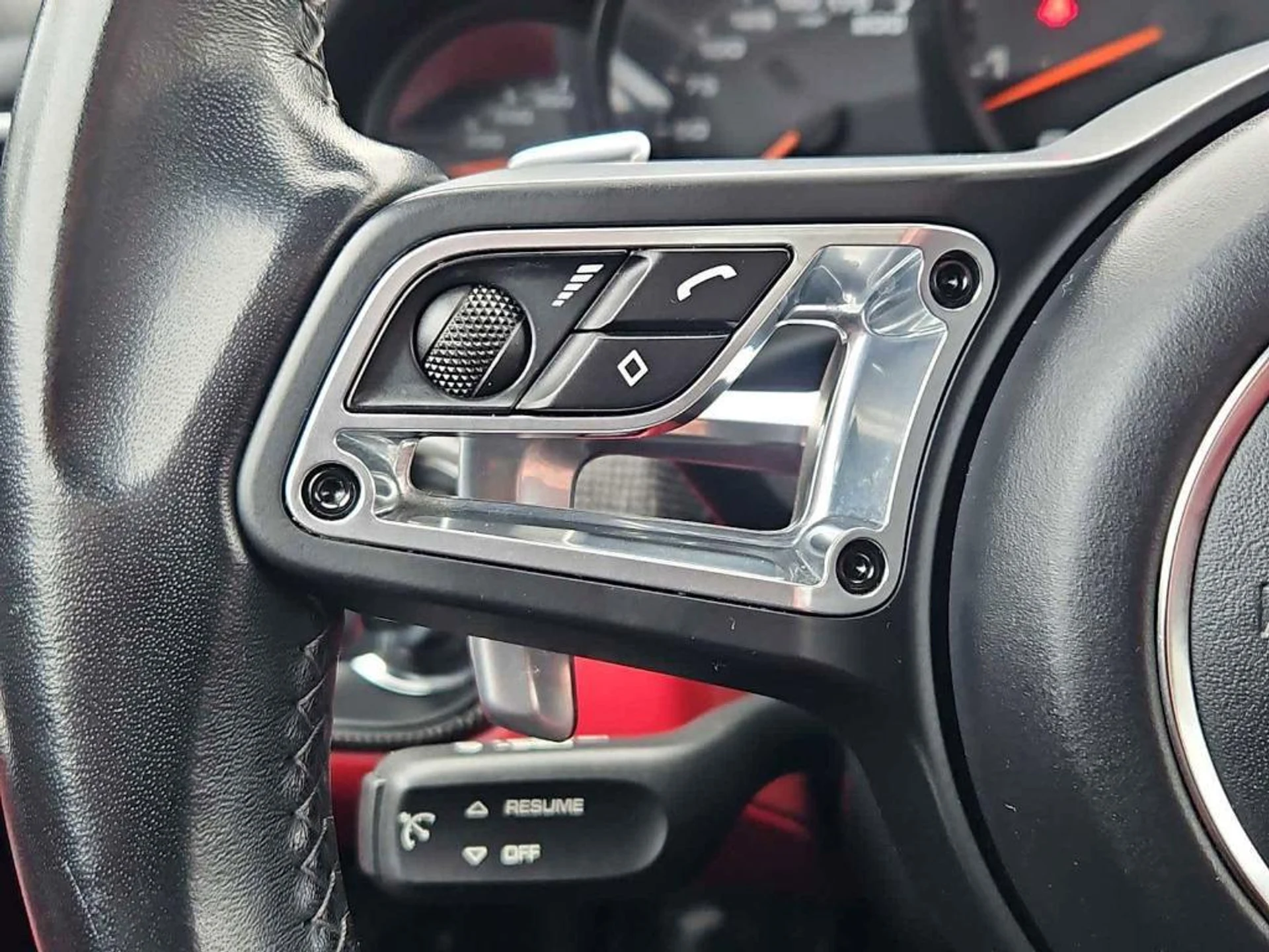 mph019_3178694064_SQ_1o783i_I_Nz_Hm7v0m086tdfx6gs_13a4273fbf