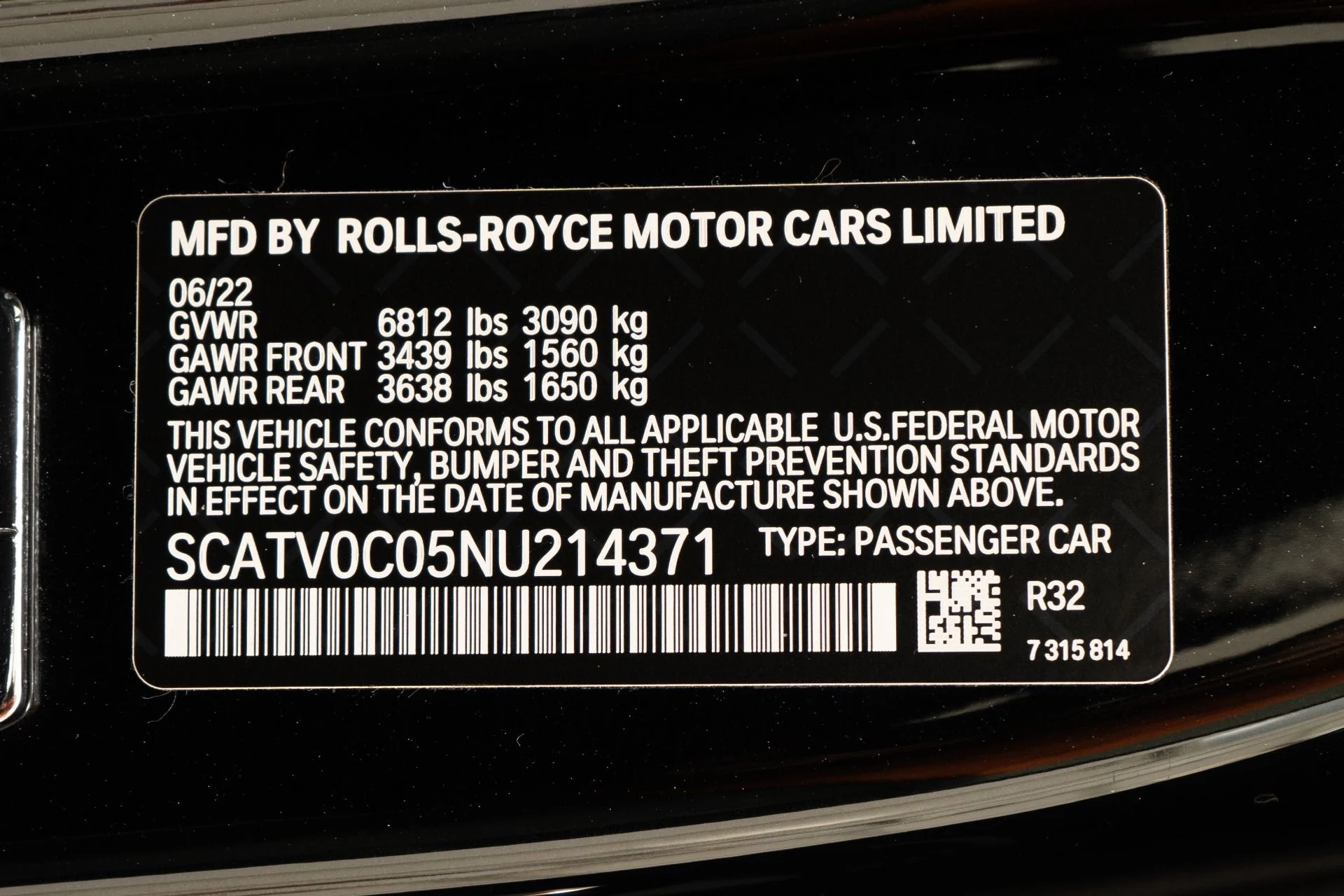 mph019_318309187_Used_2022_Rolls_Royce_Ghost_The_Ghost_Package_Turquoise_Accents_Illuminated_Fascia_1774388734_a1b030b062