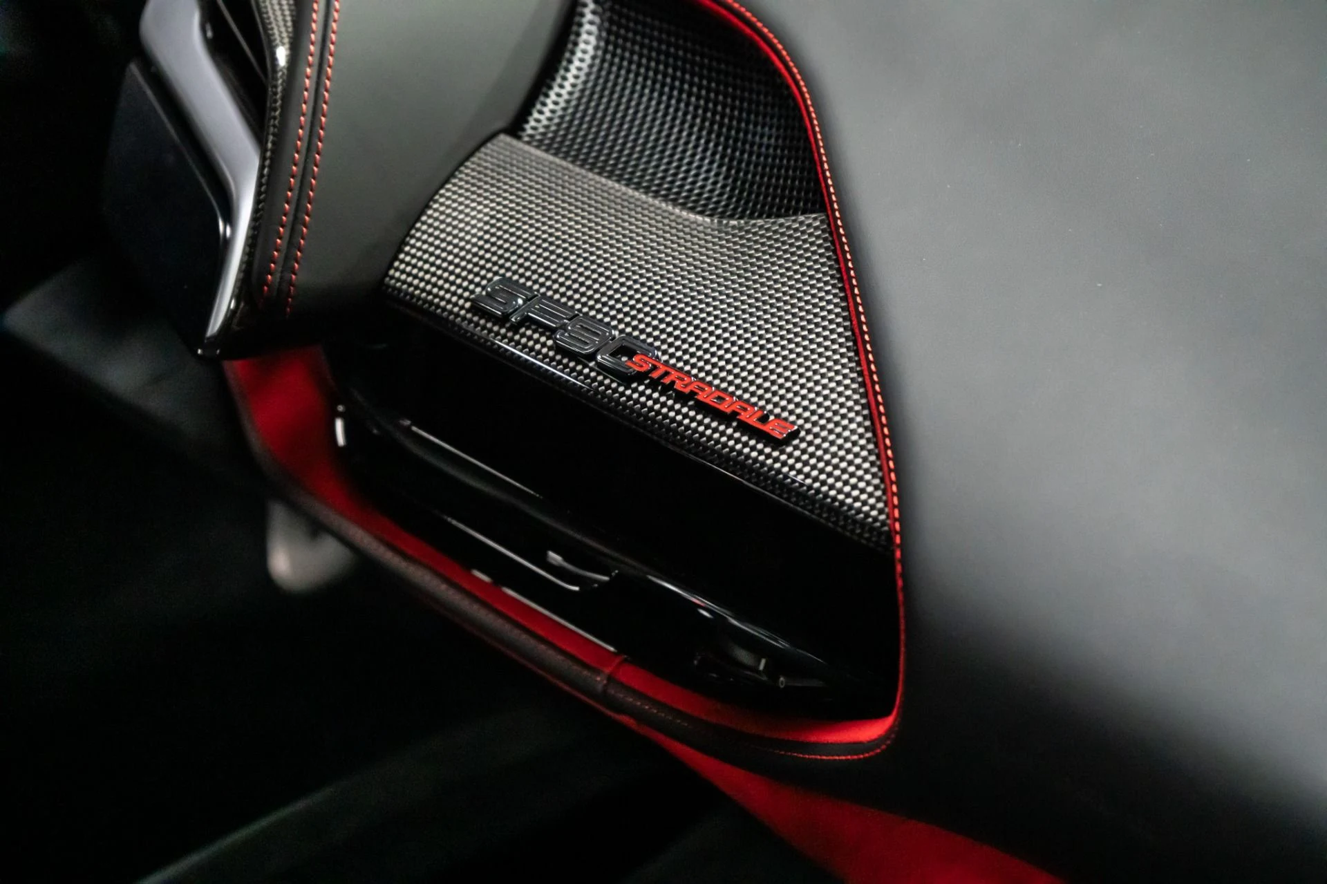 mph019_3185205055_Used_2023_Ferrari_SF_90_Stradale_1758051798_ee43fd04bd