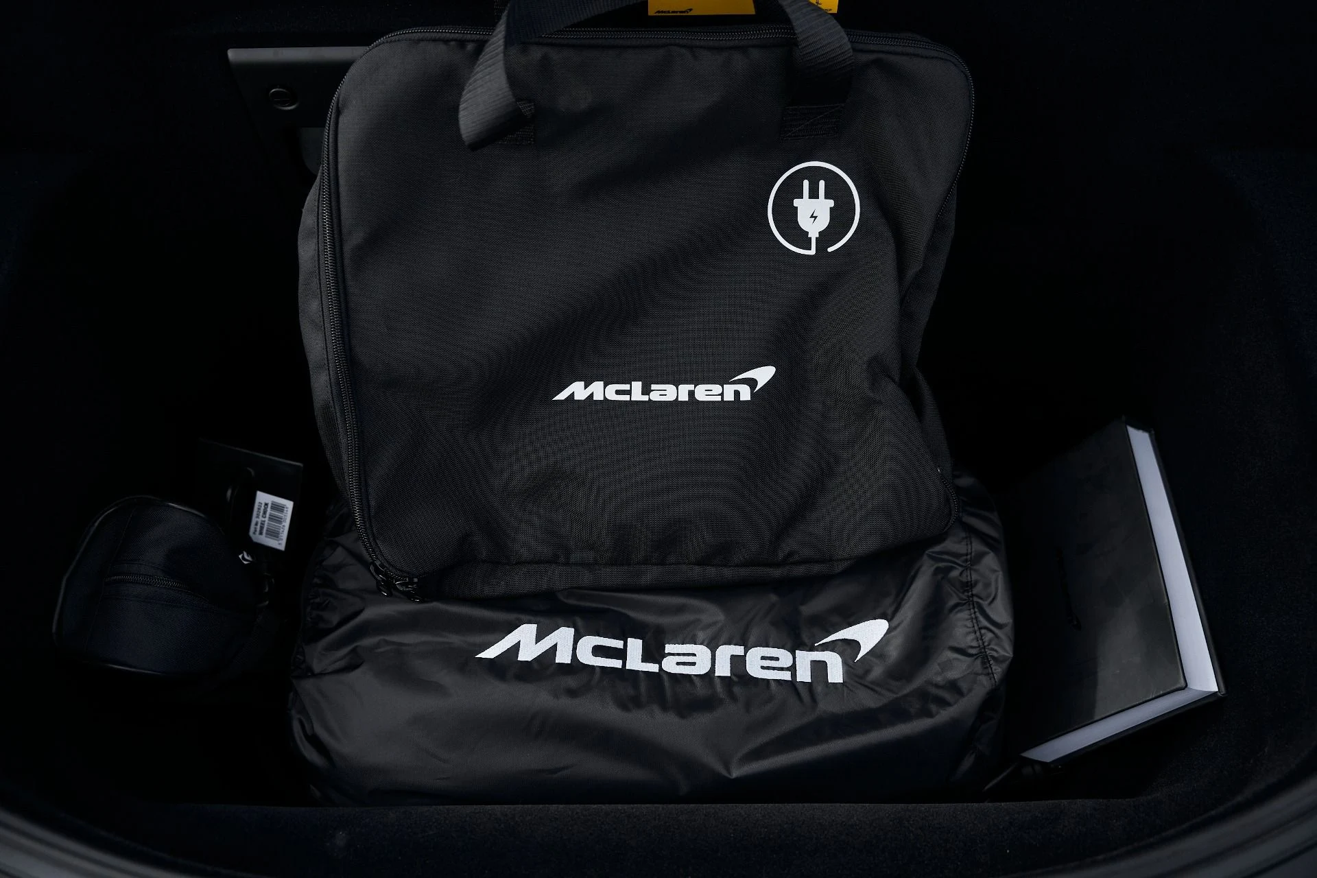 mph019_3185486109_Used_2025_Mc_Laren_Artura_1769221474_319d1837cd