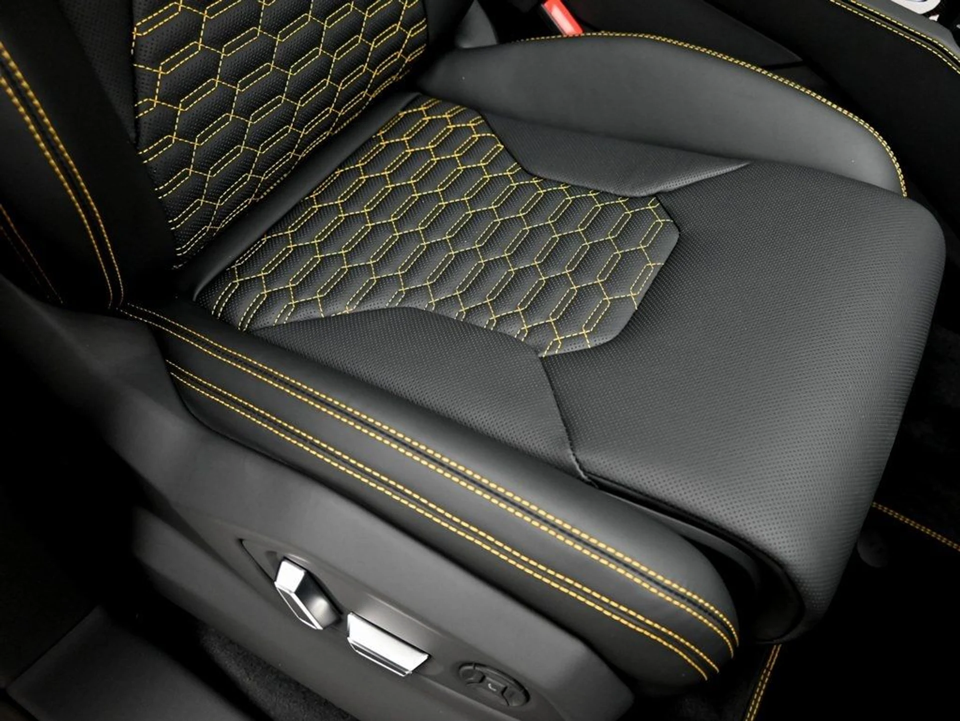 mph019_318625224_db751def26f183a1edfca742e8bb7759_be05b7e9cd