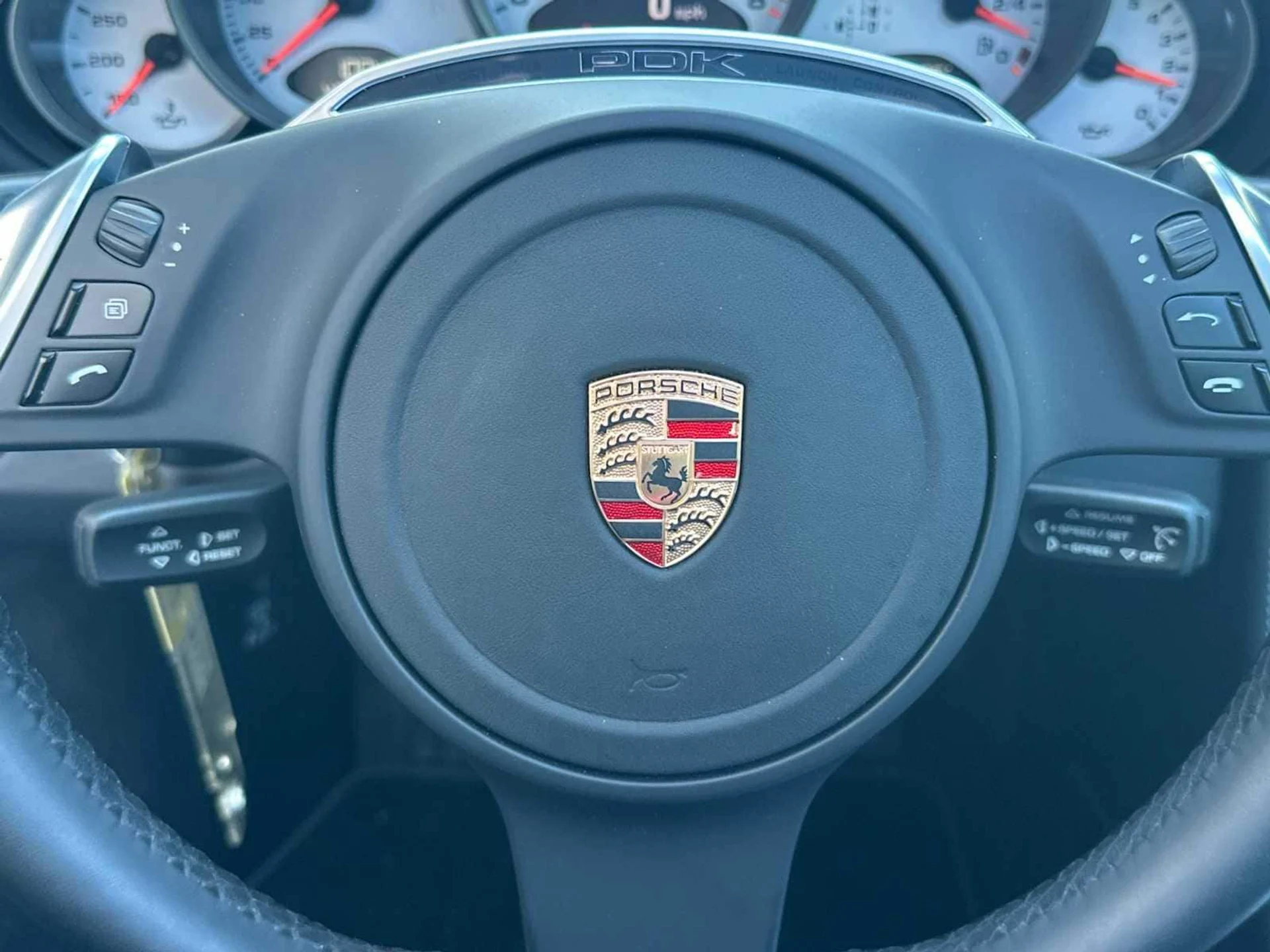 mph019_3188935882_b4df56a5208387a0be8a985a8c8ed761x_27ff960cad