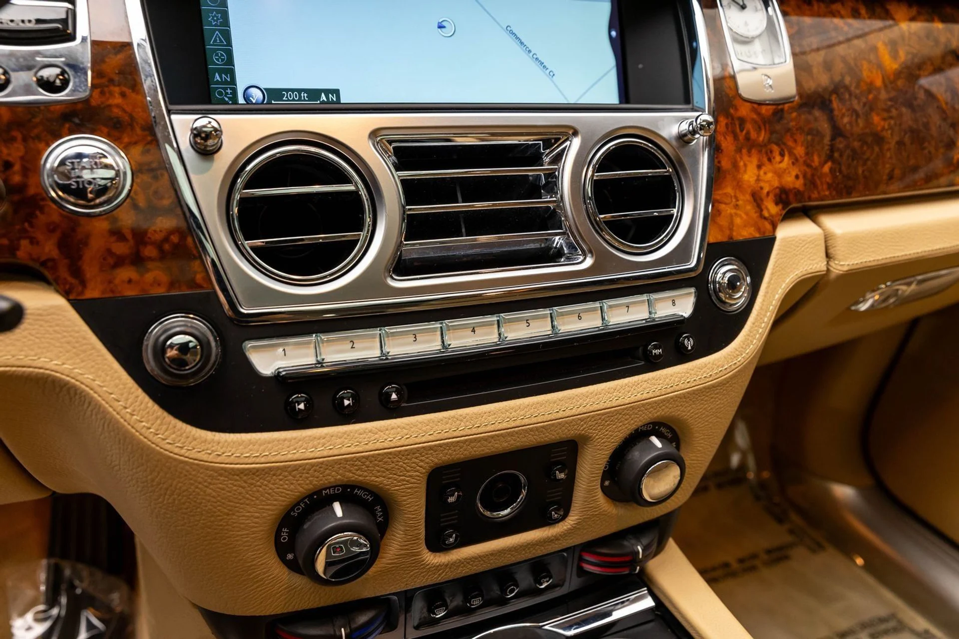 mph019_3190508058_20_303bf7adc3