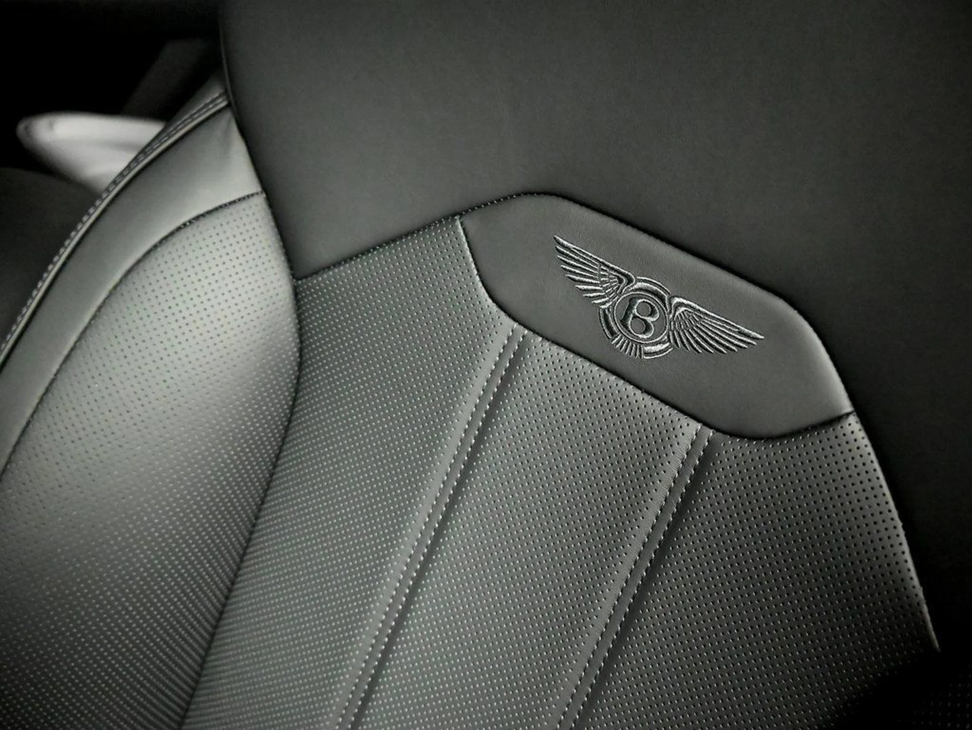 mph019_319379470_1046f695da870336bd40efb841eeeacb_e5f3bc4576