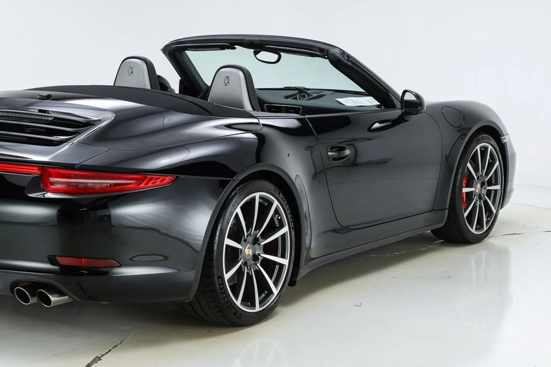 mph019_3195631326_3e11eb69a8c93986849ddb43fea66088x_79f9e4d617