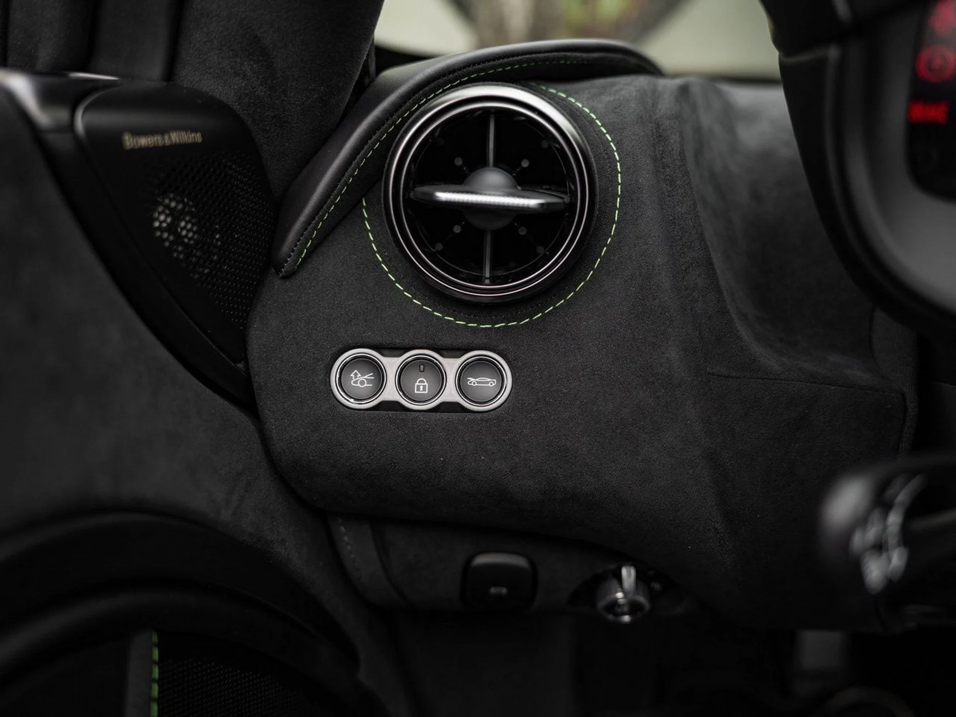 mph019_3197705058_4cbd5dce00aa0cea6409c005da8a2c80x_14b2292546