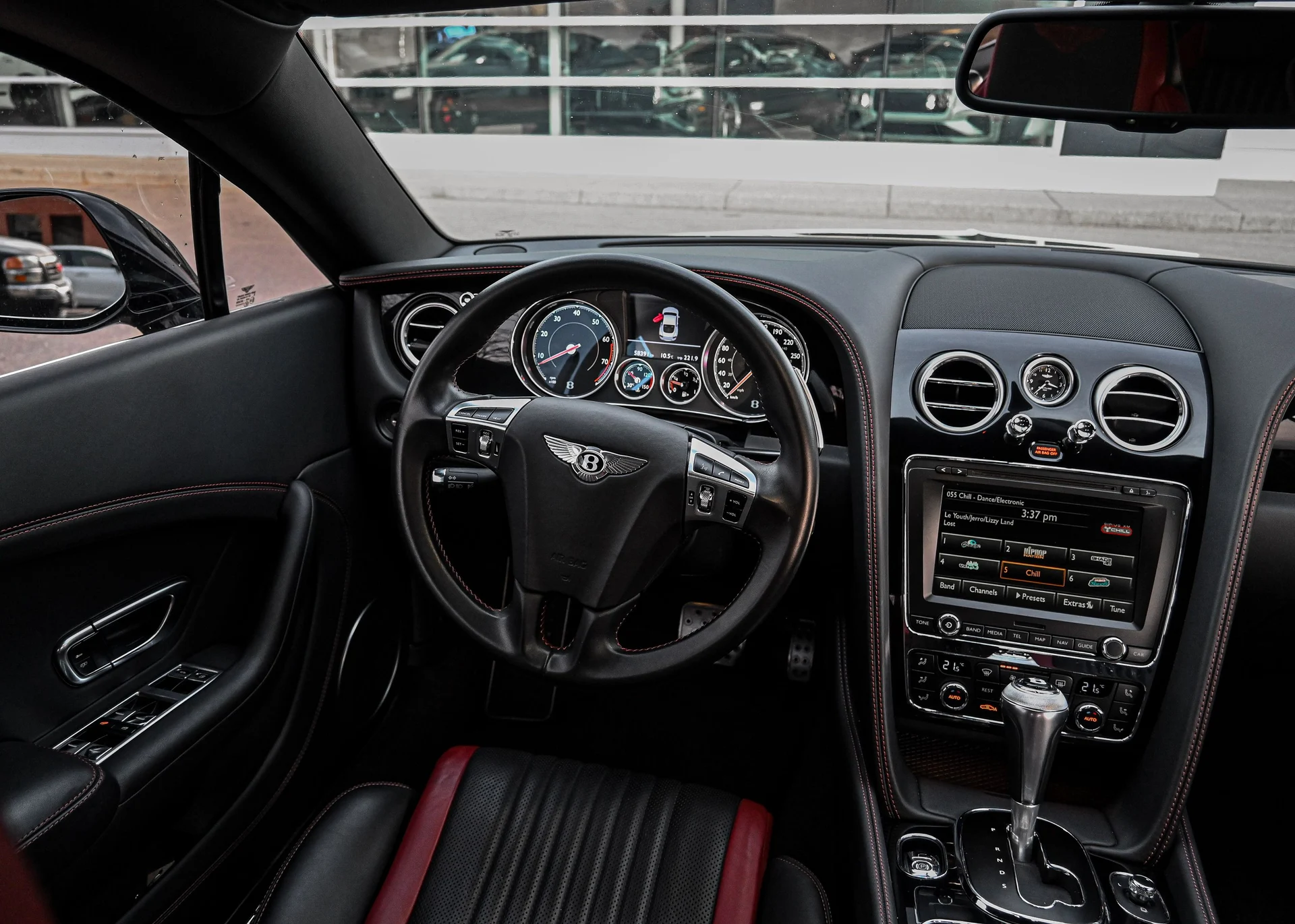 mph019_3198432333_0b44abf4_d85a_4c0d_a7f7_4a7f765d9b9b_226ed79c2b