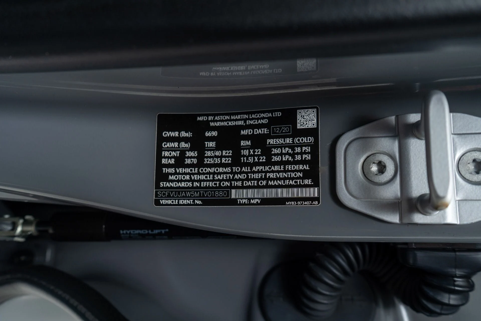 mph019_3200489158_Used_2021_Aston_Martin_DBX_22_Inch_Wheels_Heated_and_Ventilated_Front_Seats_Panoramic_Roof_1765210409_2fb5dc8164