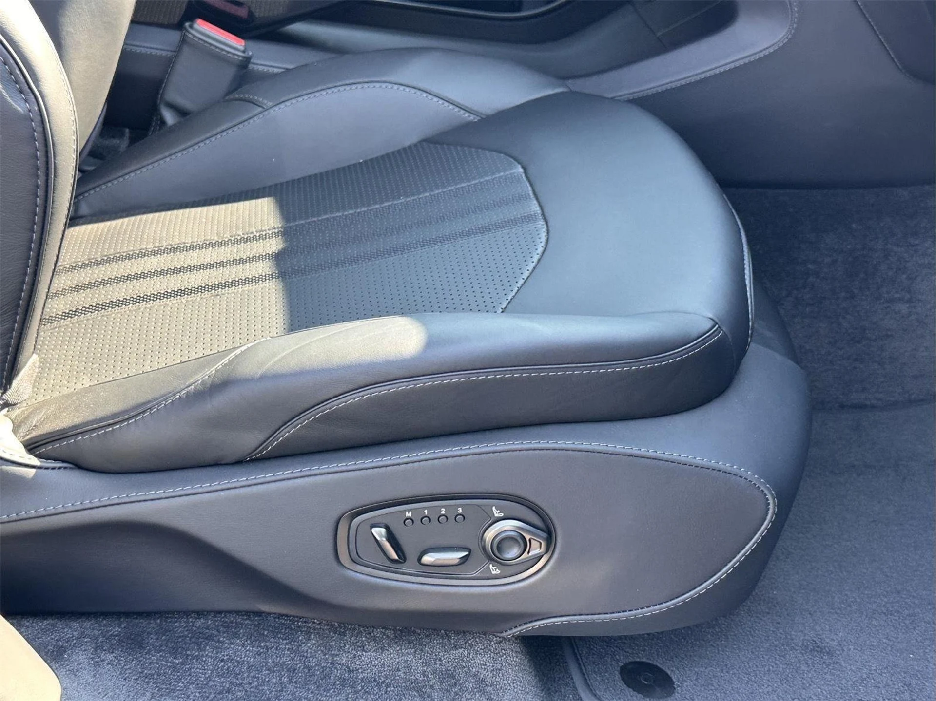 mph019_3201003183_e01bc378117cba0298233f8dc3fefebb_6fb6c2141a