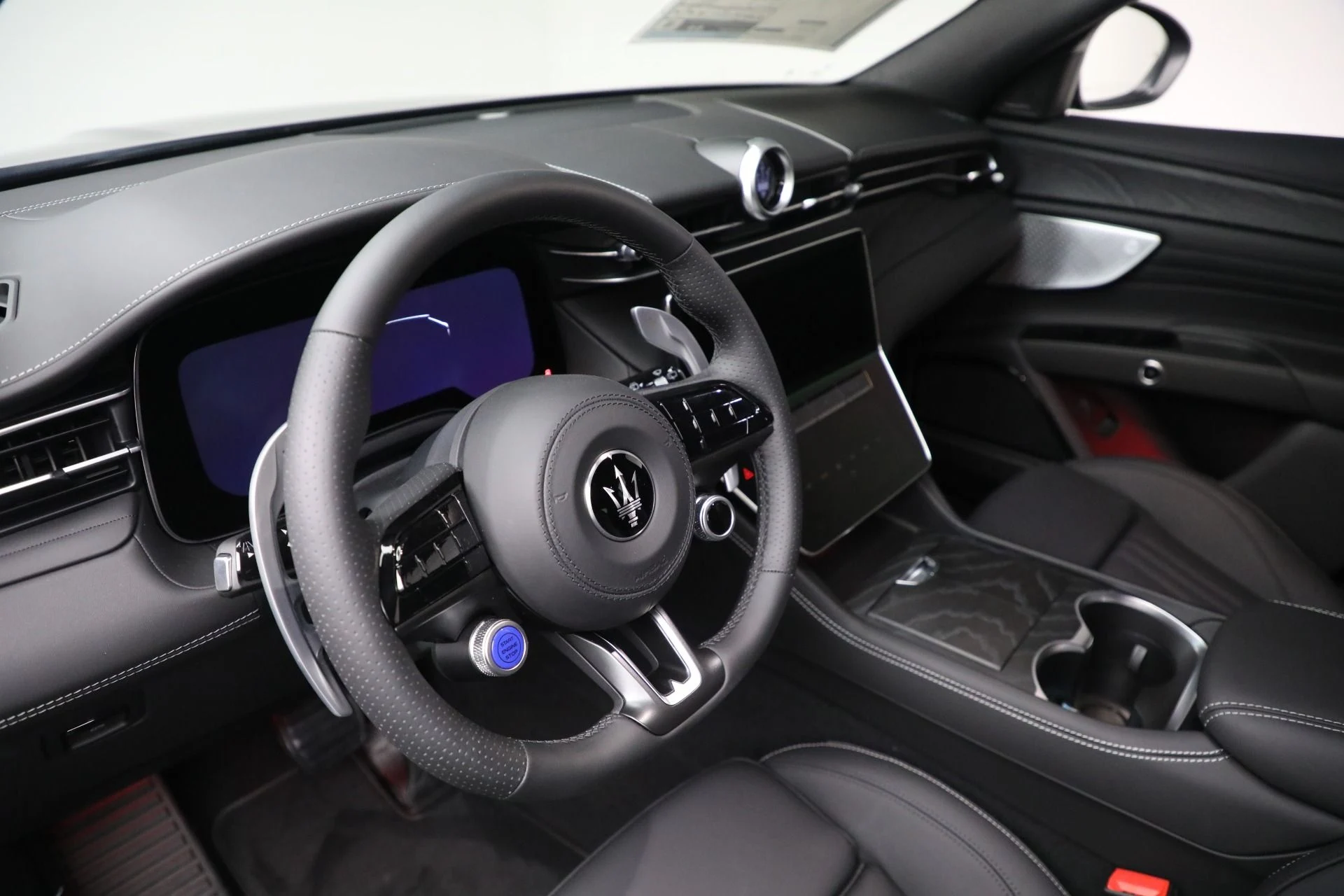 mph019_3201678228_New_2025_Maserati_Grecale_205390f58d