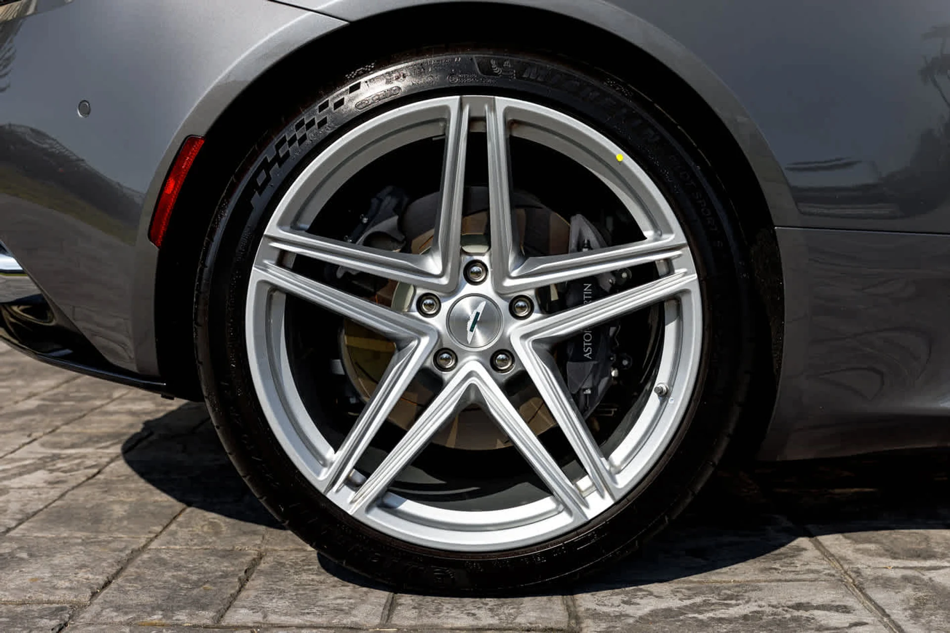 mph019_3201828801_20_52f609aa7a