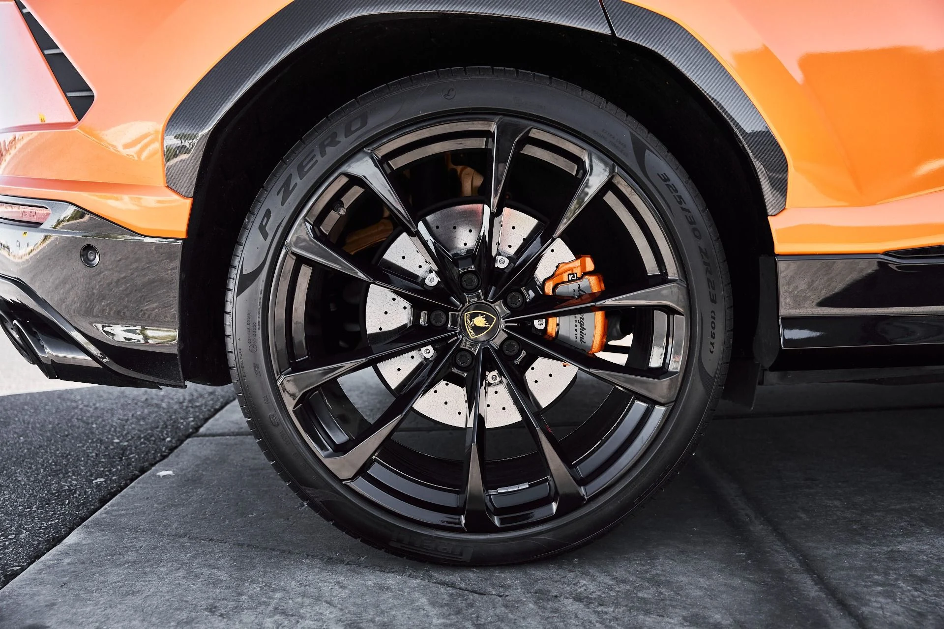 mph019_3202138672_Used_2022_Lamborghini_Urus_1778204402_4773c1b5ae