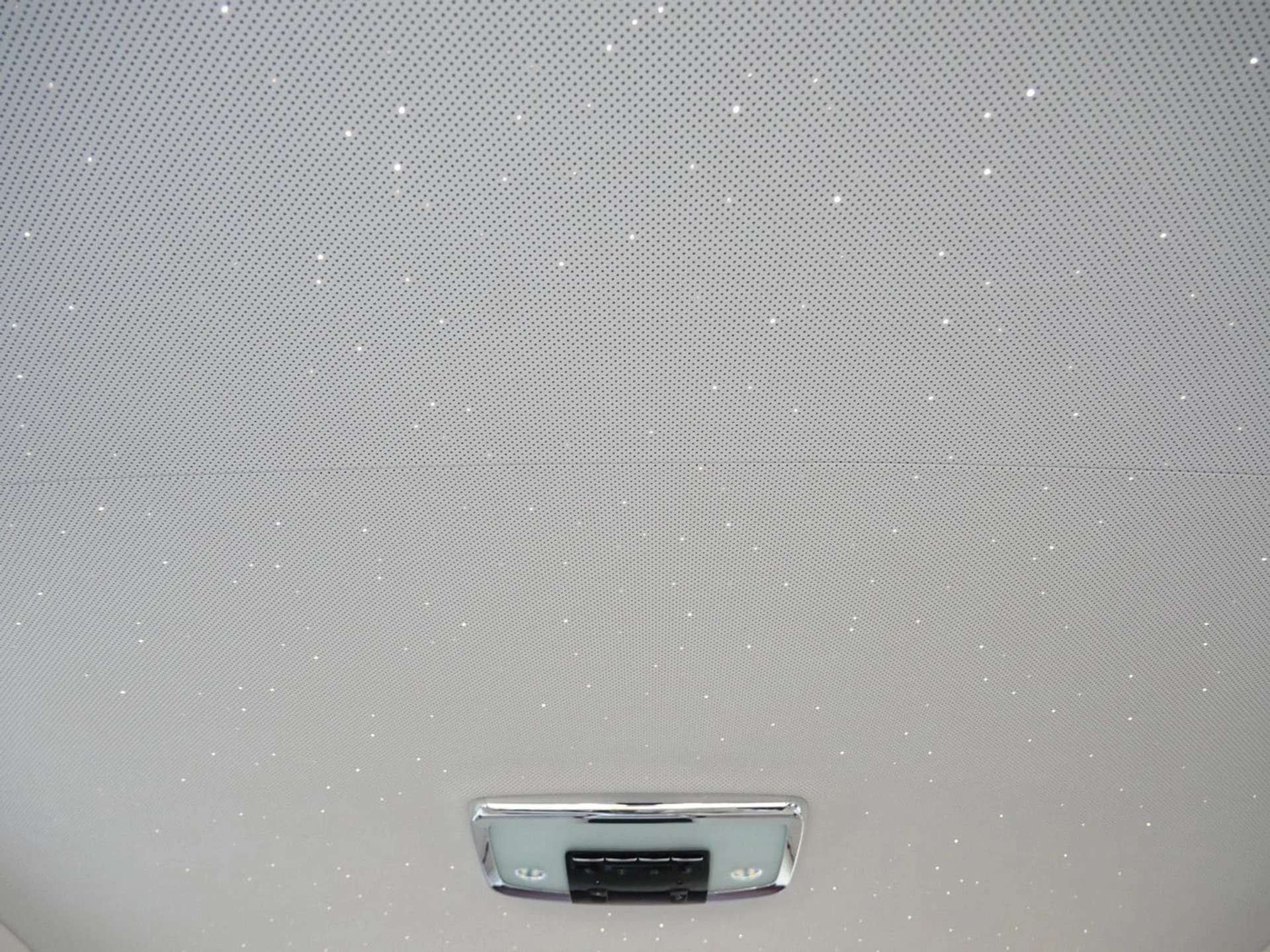 mph019_3204859666_46fdbeda98afff5e953bc21d5d243c75x_2a016f4e4f