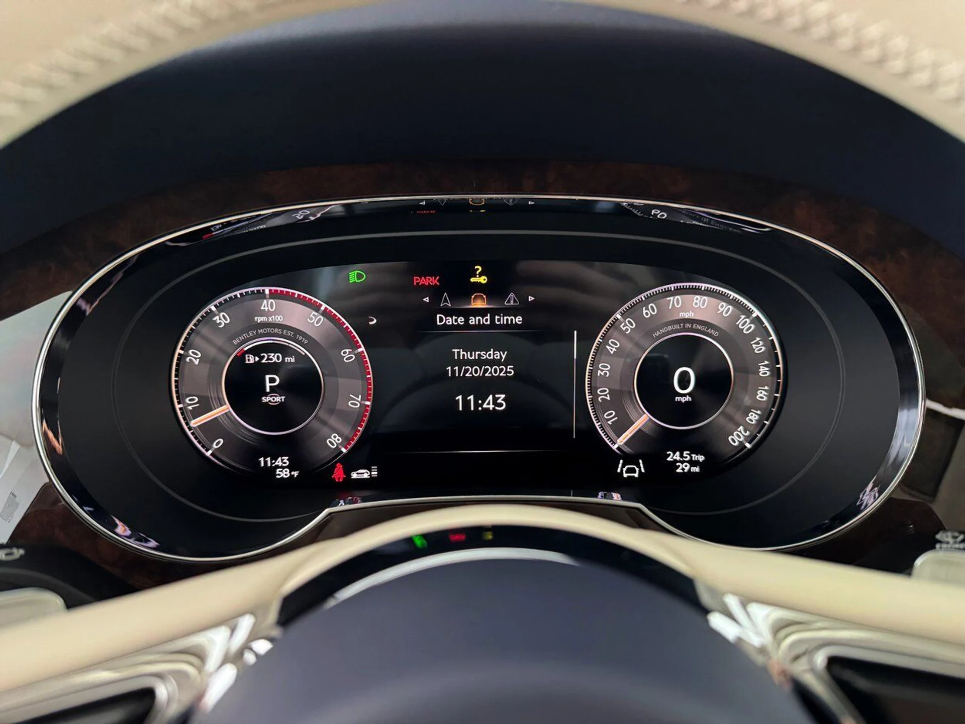 mph019_3217770674_9916de27554bdf7c47dd36fa7bc00f7a_eba3e3bd8b