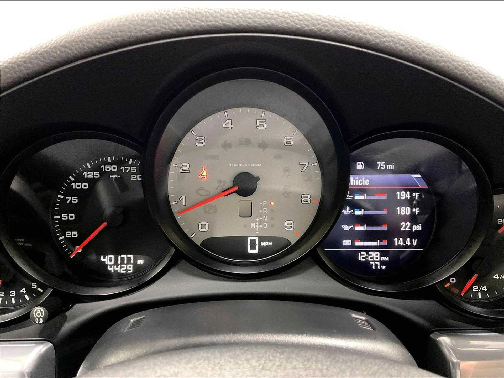 mph019_3235127347_0dd11bb8901bc76e651a7e80df97b053x_c46efc2ae6