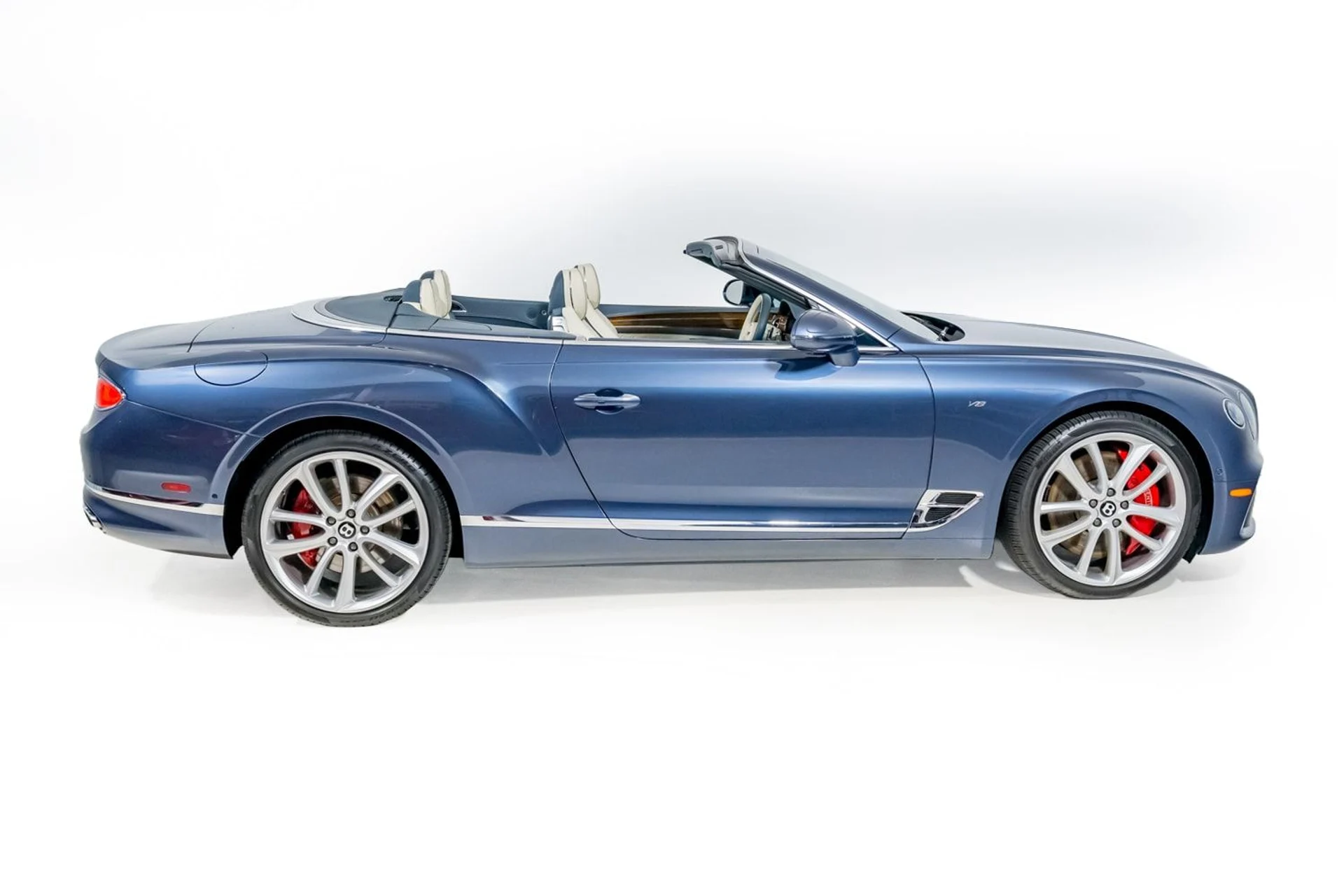 mph019_323822018_d585e317bee64b8494364d4e91548797_b4f6b143be