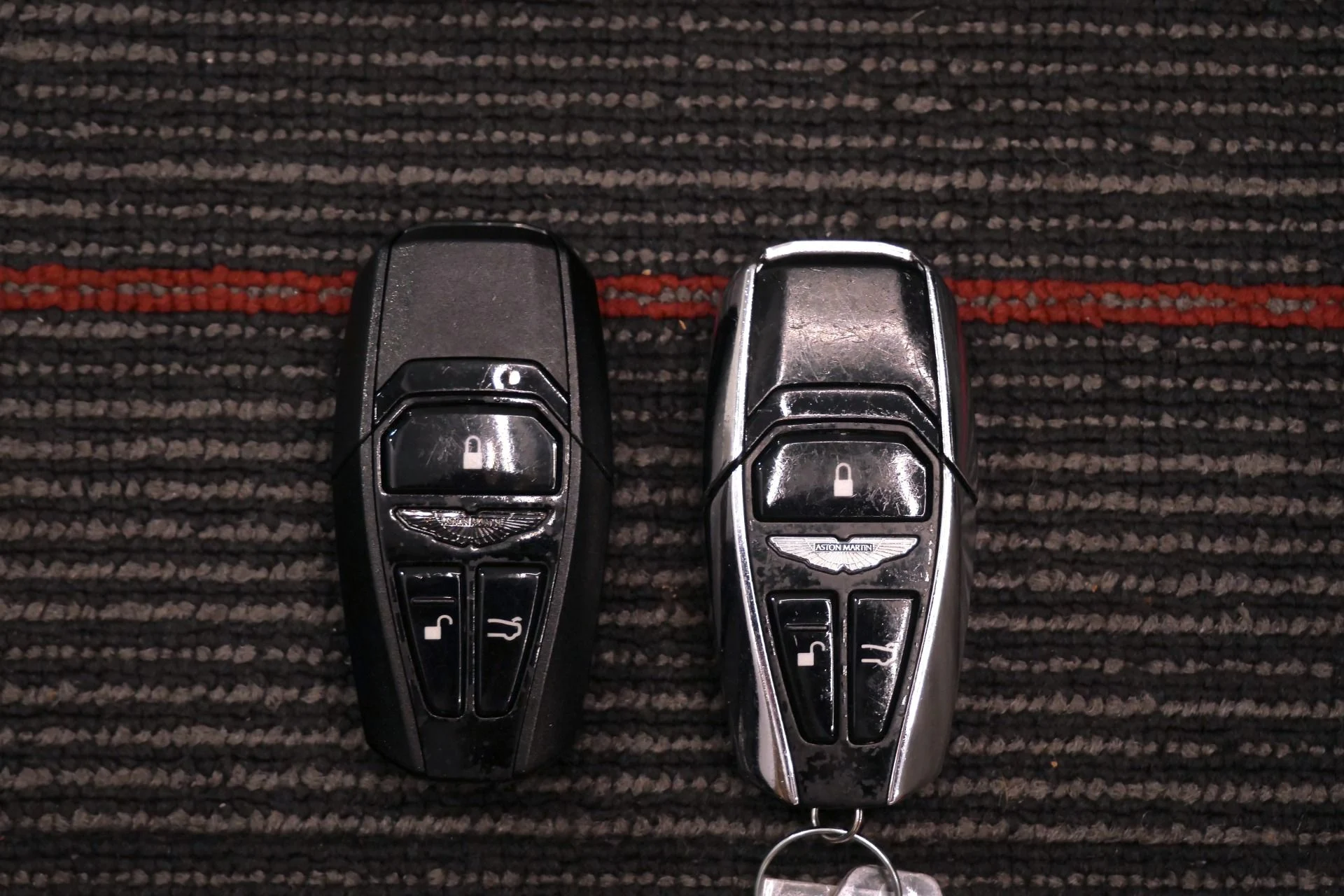 mph019_324796471_Used_2019_Aston_Martin_DB_11_Volante_Gloss_Black_Bodypack_Heated_and_Ventilated_Seats_1764691005_aad70c5c07