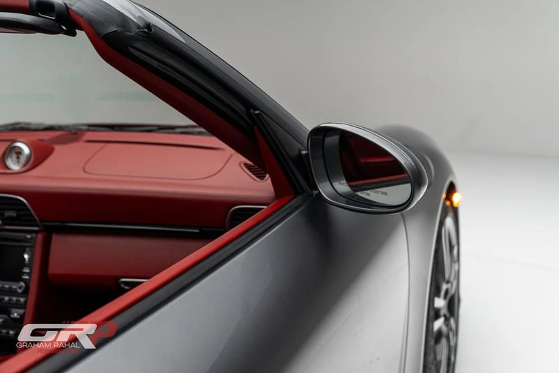 mph019_3268196371_02_CB_228_A_AA_86_465_D_B80_A_2_F16_C6_B4_F7_AB_e33292503f