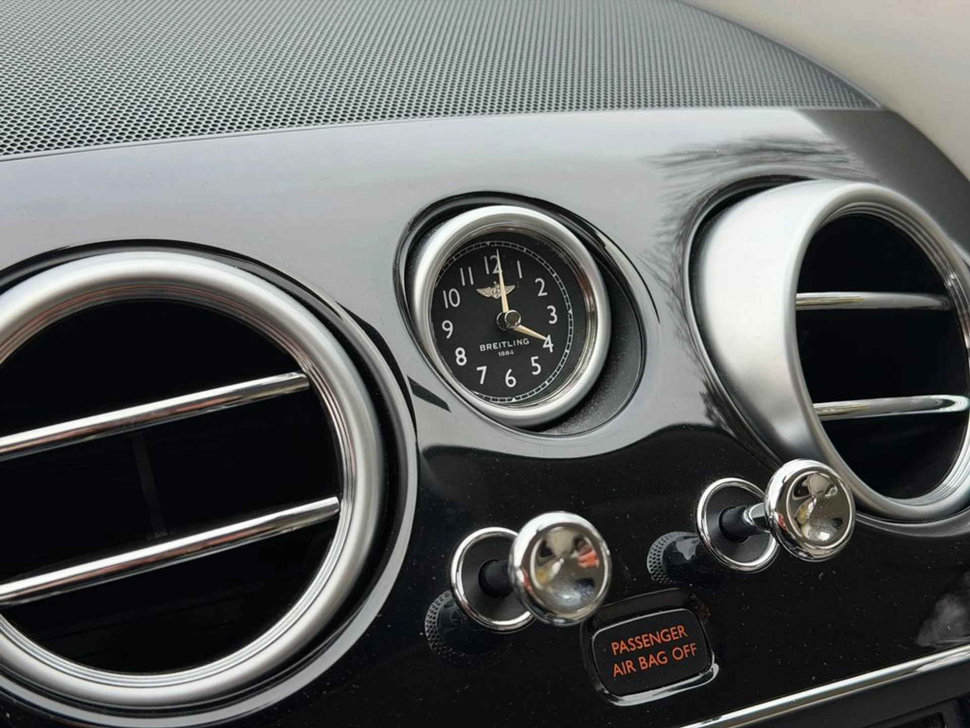 mph019_3278277840_d67156ff82ec4b199abf9c8fd29b2cb2_45985b41bc