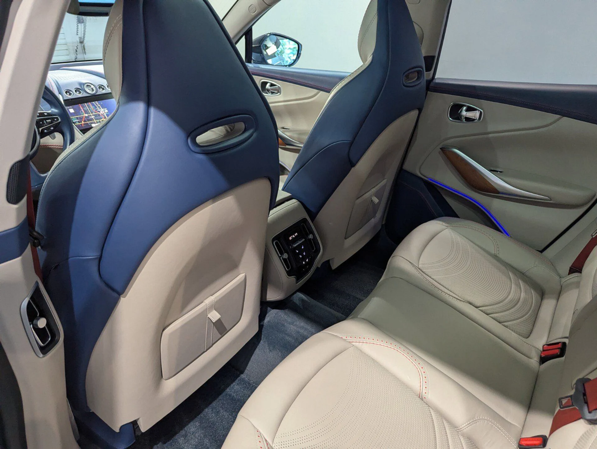 mph019_3285939693_26c2f1c05e0123e0d459fea1a7944c38_8b79d6908e