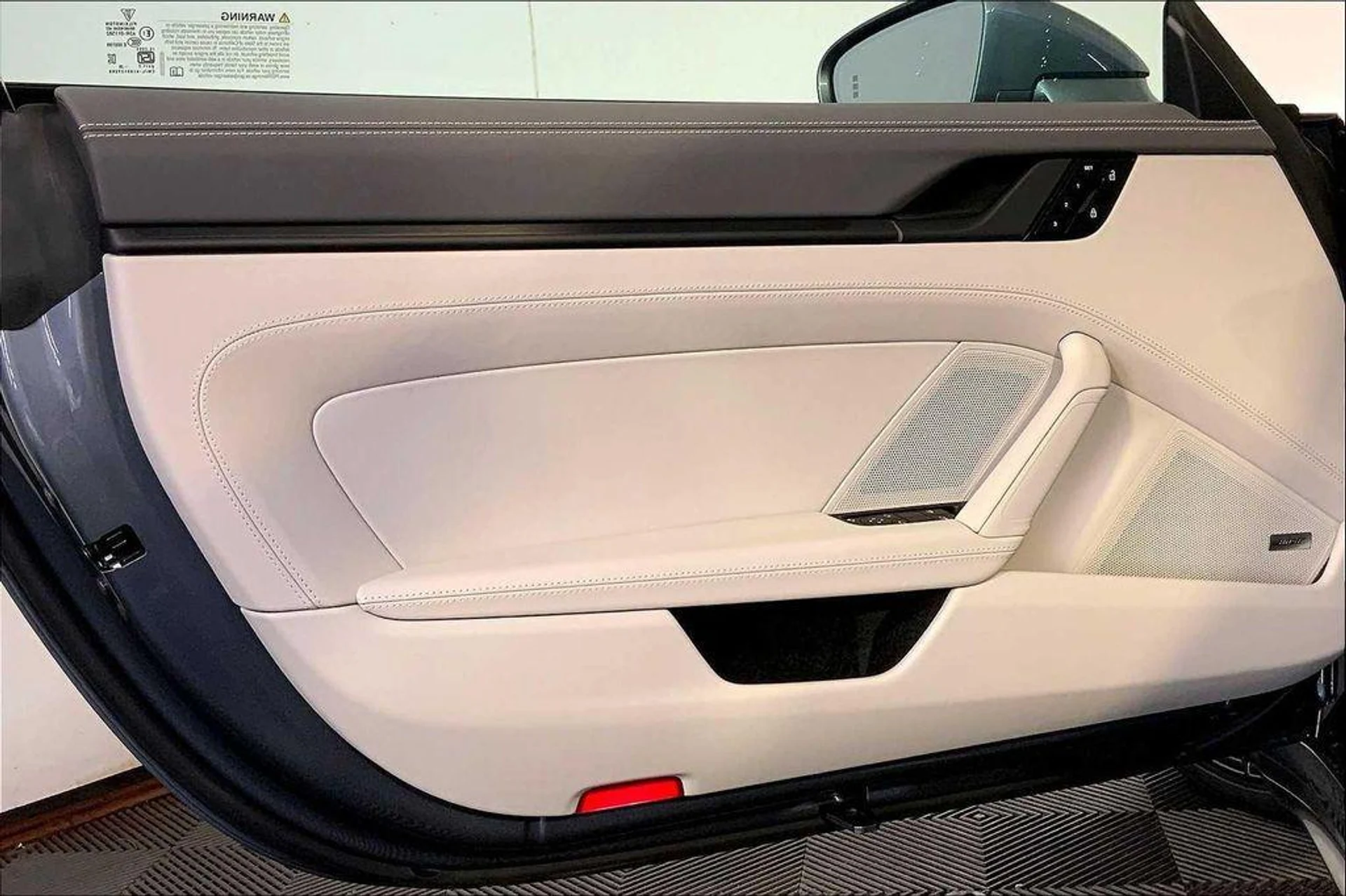 mph019_3286956678_N_Ge_XBEXC_9_Sk_Jy8_V_Fm_Sodj_J_Re6kg_f388ae0994