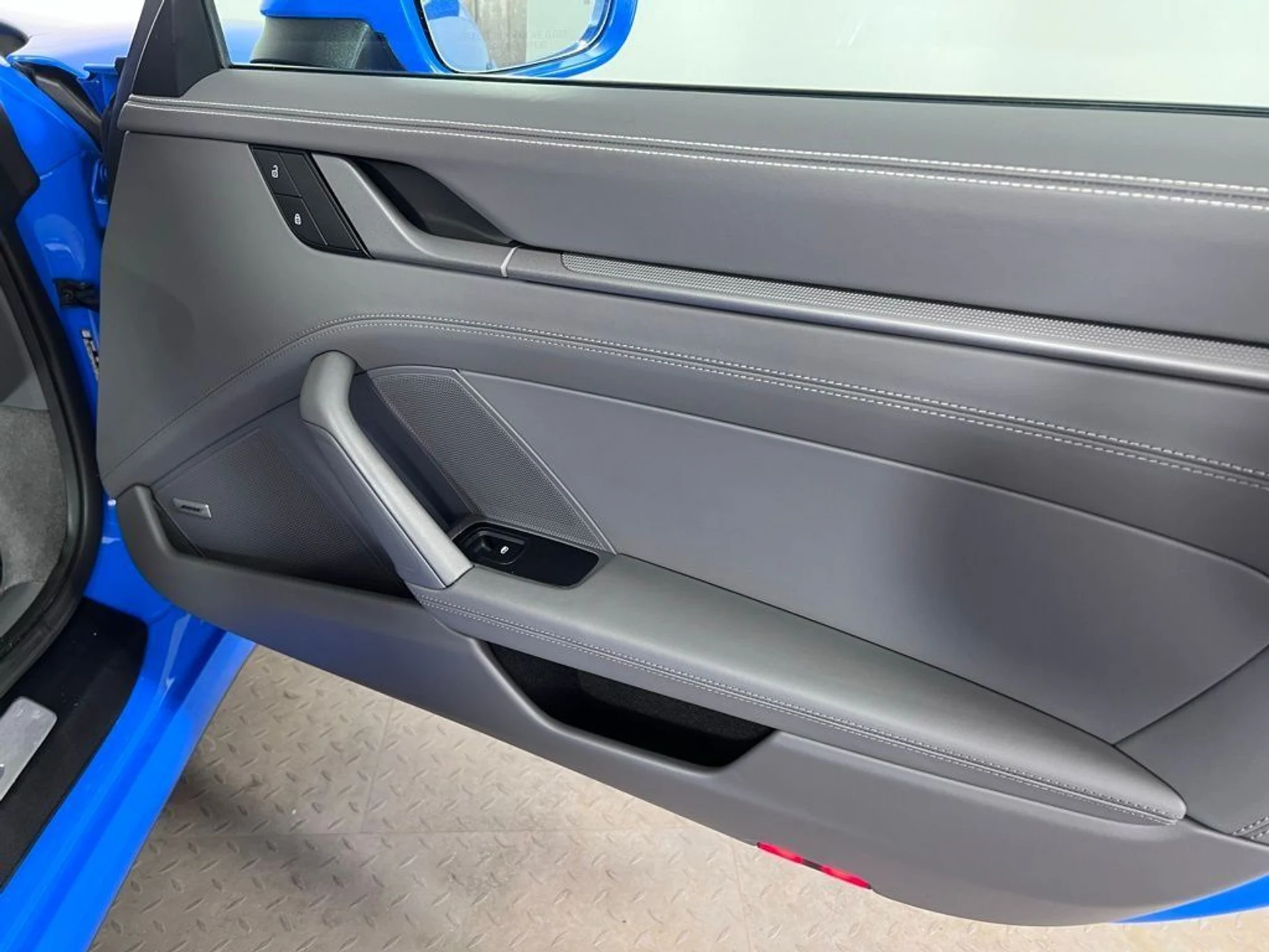 mph019_3293317833_e5e23d40a1479f35ca97a398765ad607_7beaa18395