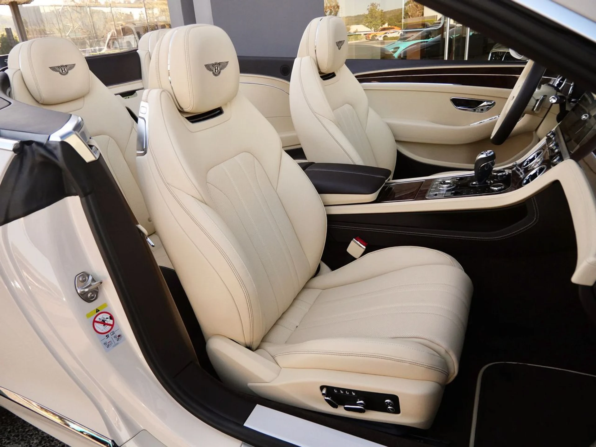 mph019_3301736639_b635780fa9d761ac29ff536fa23c8ccfx_ea4b3bdd02