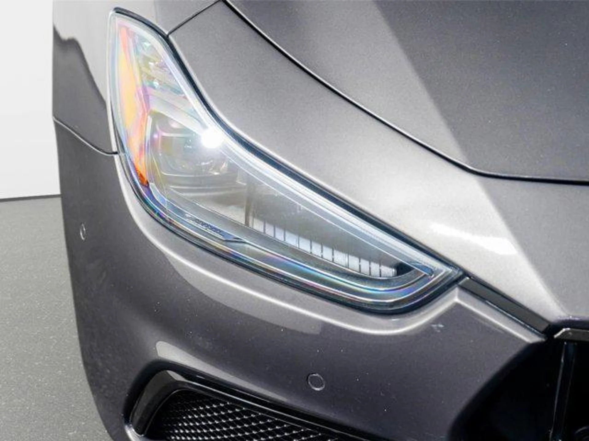 mph019_3304226389_H_Bz_D8_Y3_Hos_S_Iuct_Xa6e_P3_GC_Fi_BU_5400021b45