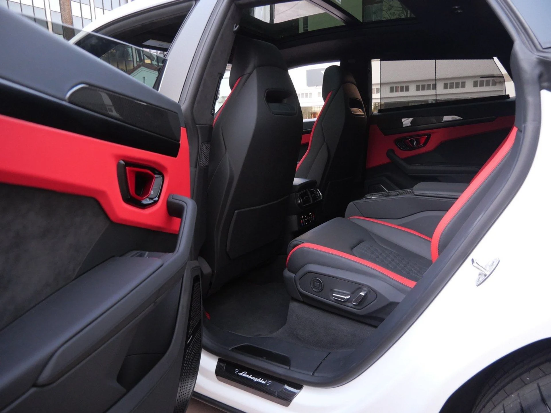 mph019_3304856181_ae969314383bb4b8dc7ddb74ded353e6x_096399a88a