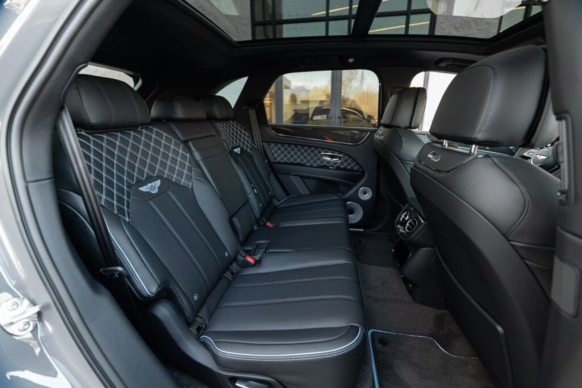 mph019_3310833505_e826692b40d1bb30326d31094c98ac06x_8ea5aed8fb